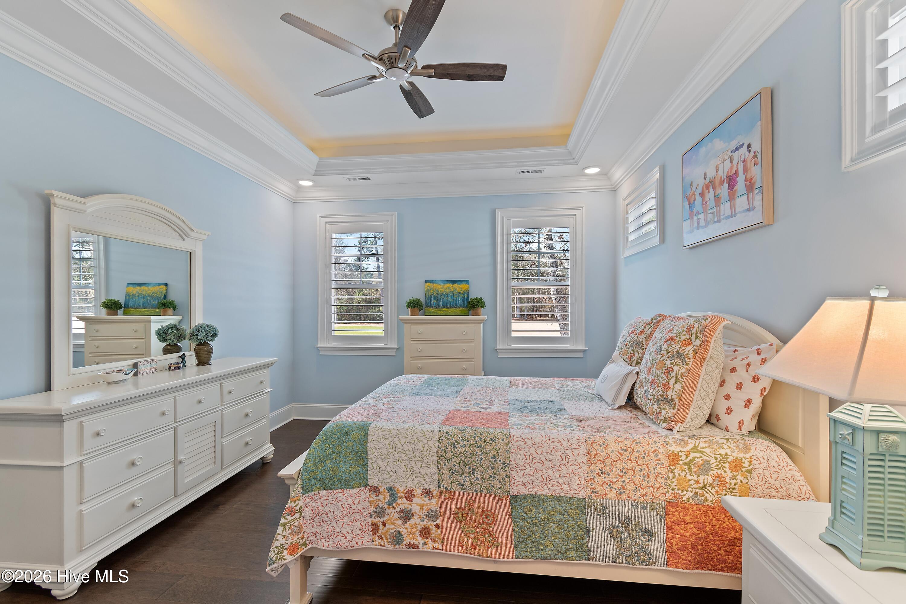 100552502 | Photo 38