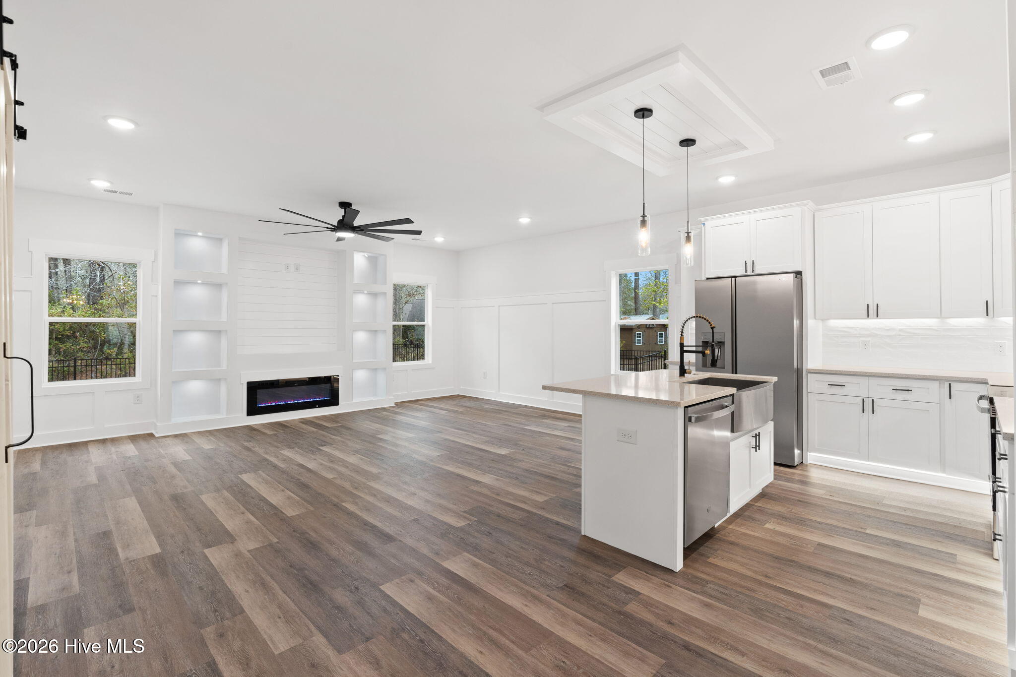 100528197 | Photo 11