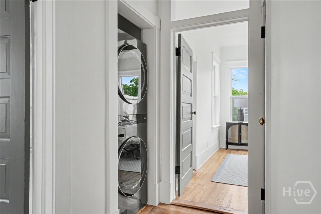 Hall Laundry