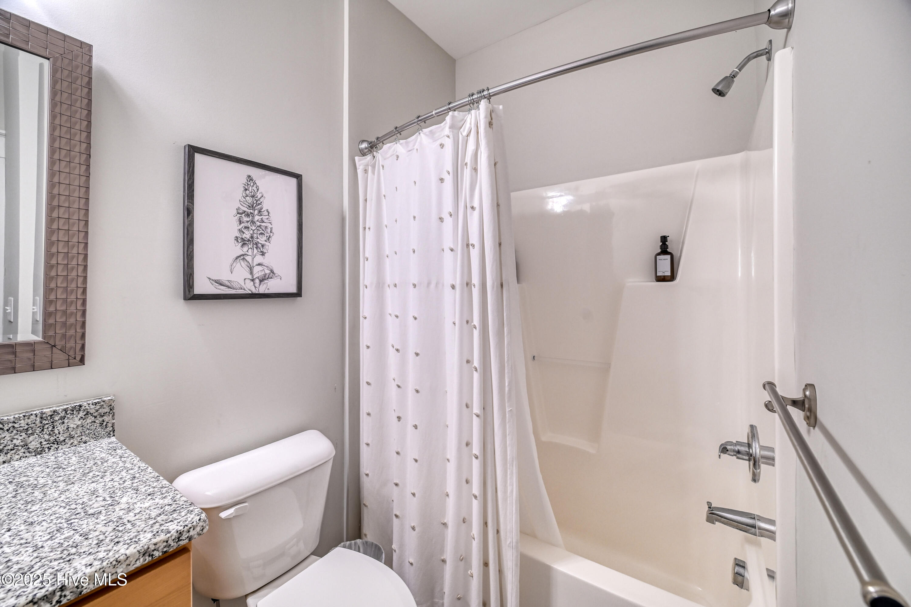 100543491 | Photo 52