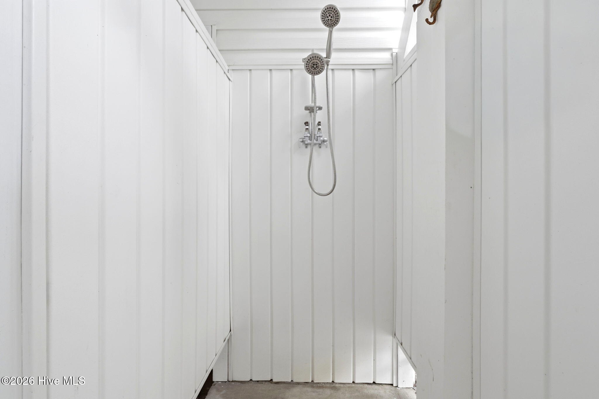 100556182 | Photo 18