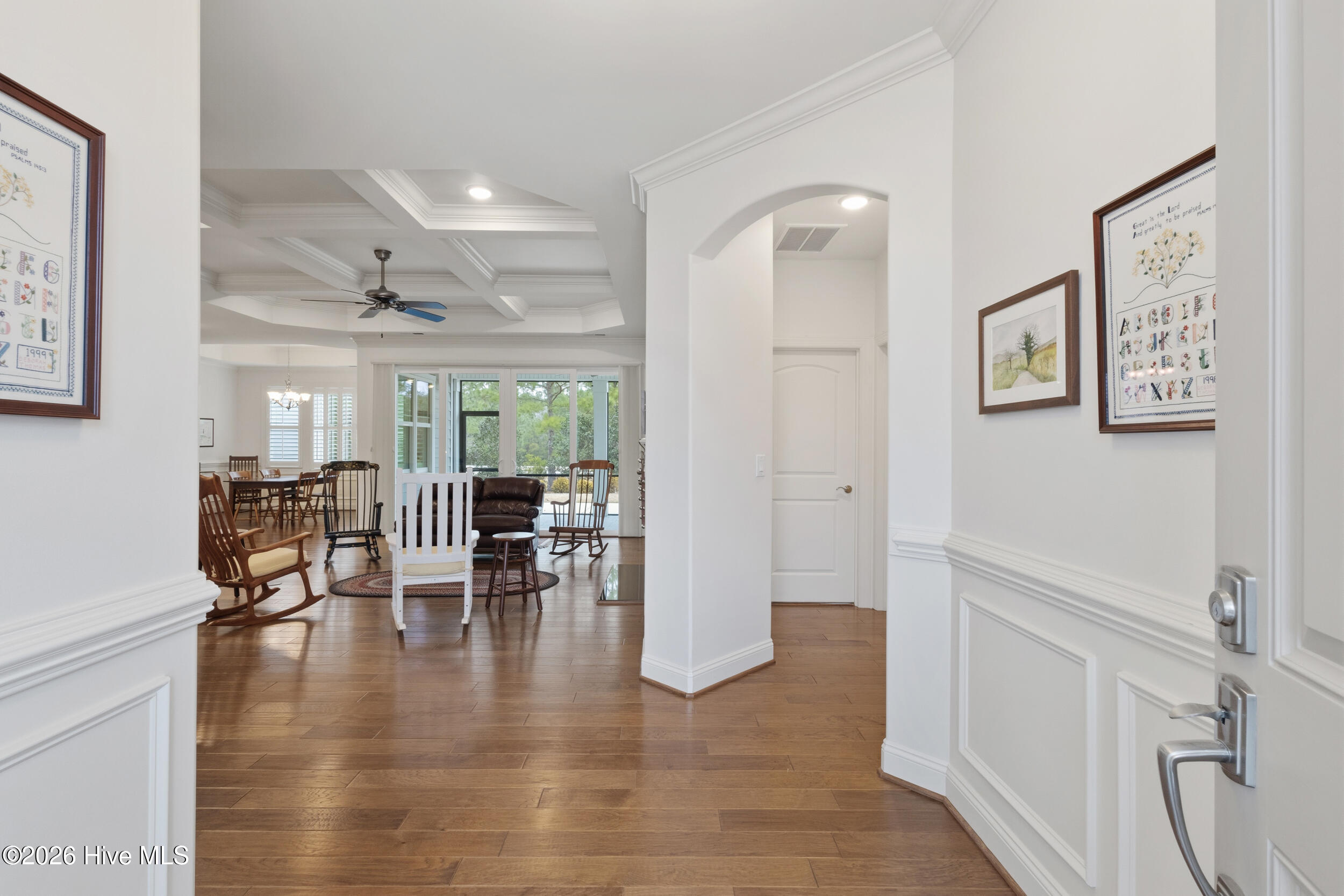 100556114 | Photo 22