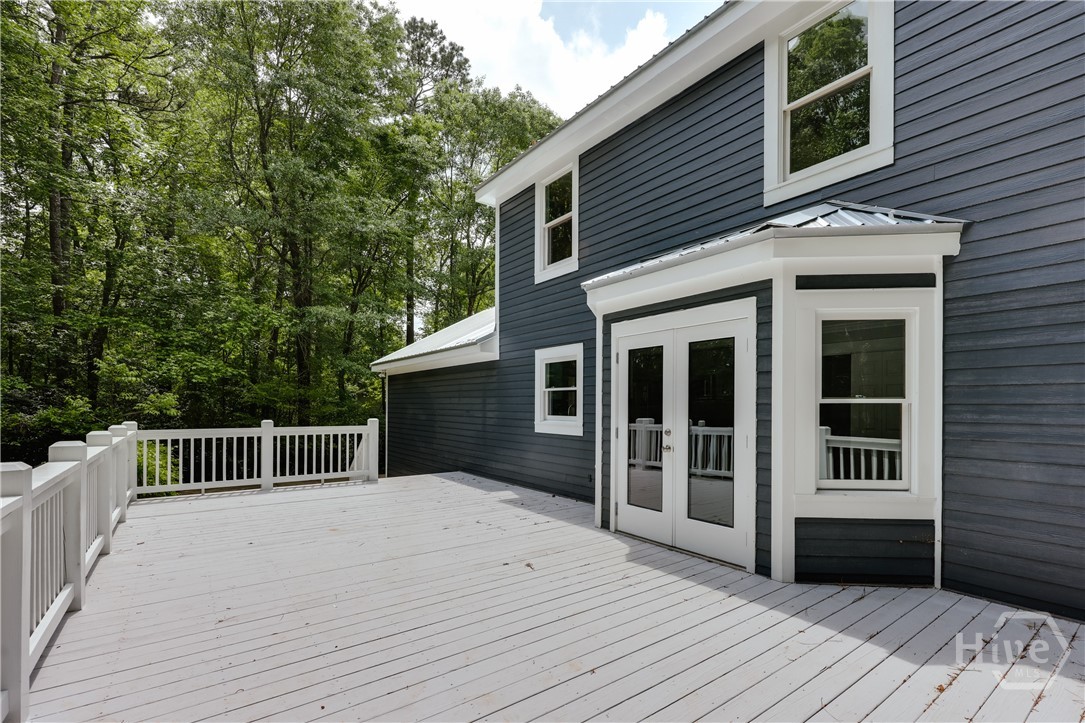 155 Hunters Pointe Drive