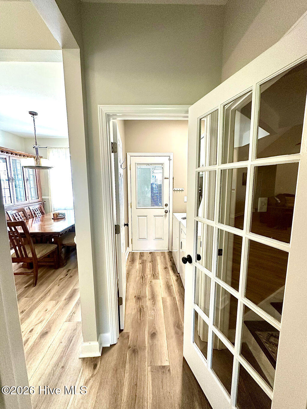 100565525 | Photo 16