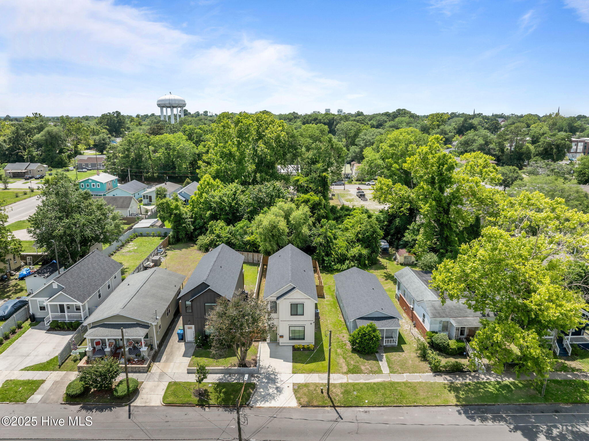 100536872 | Photo 56