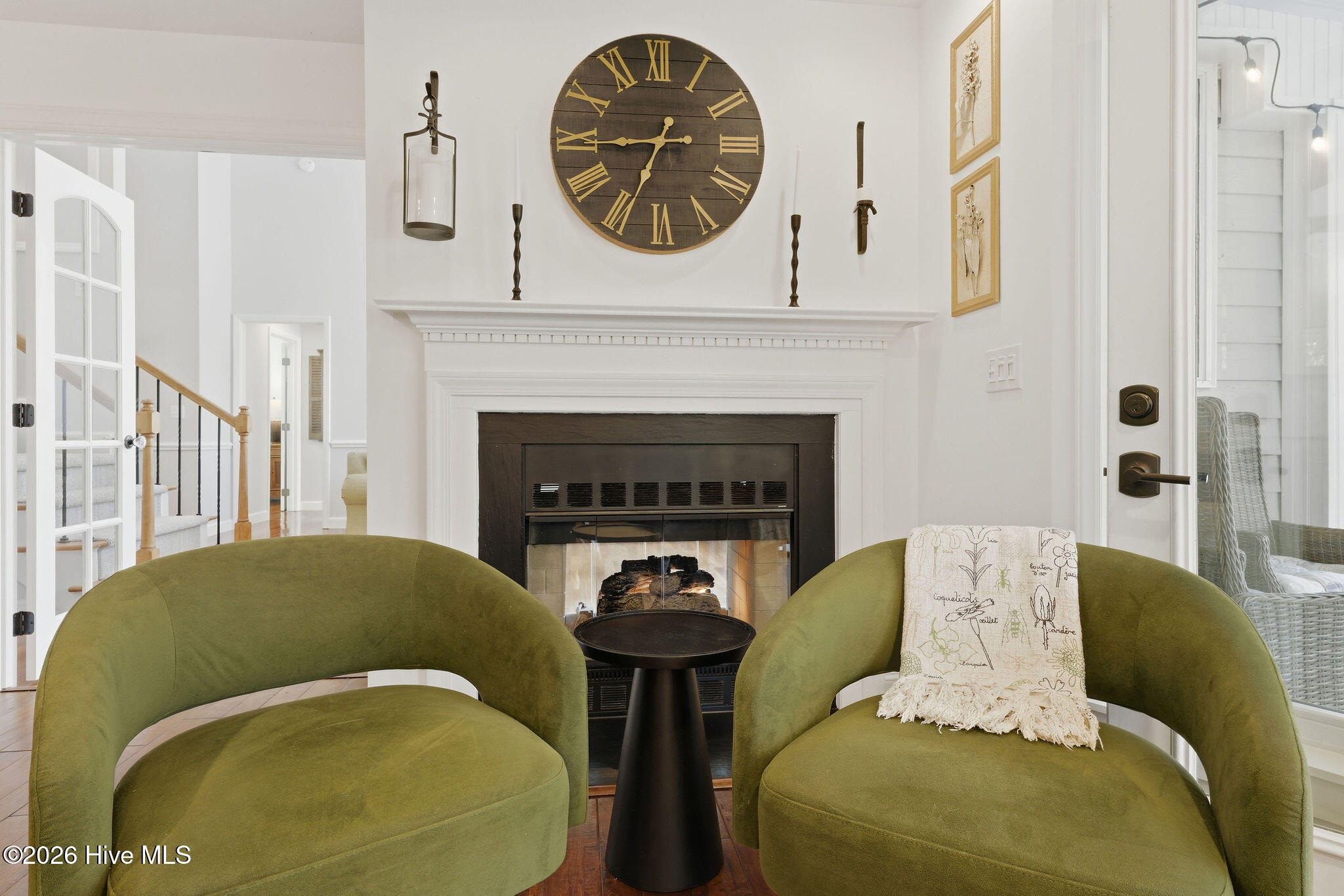 100567317 | Photo 30