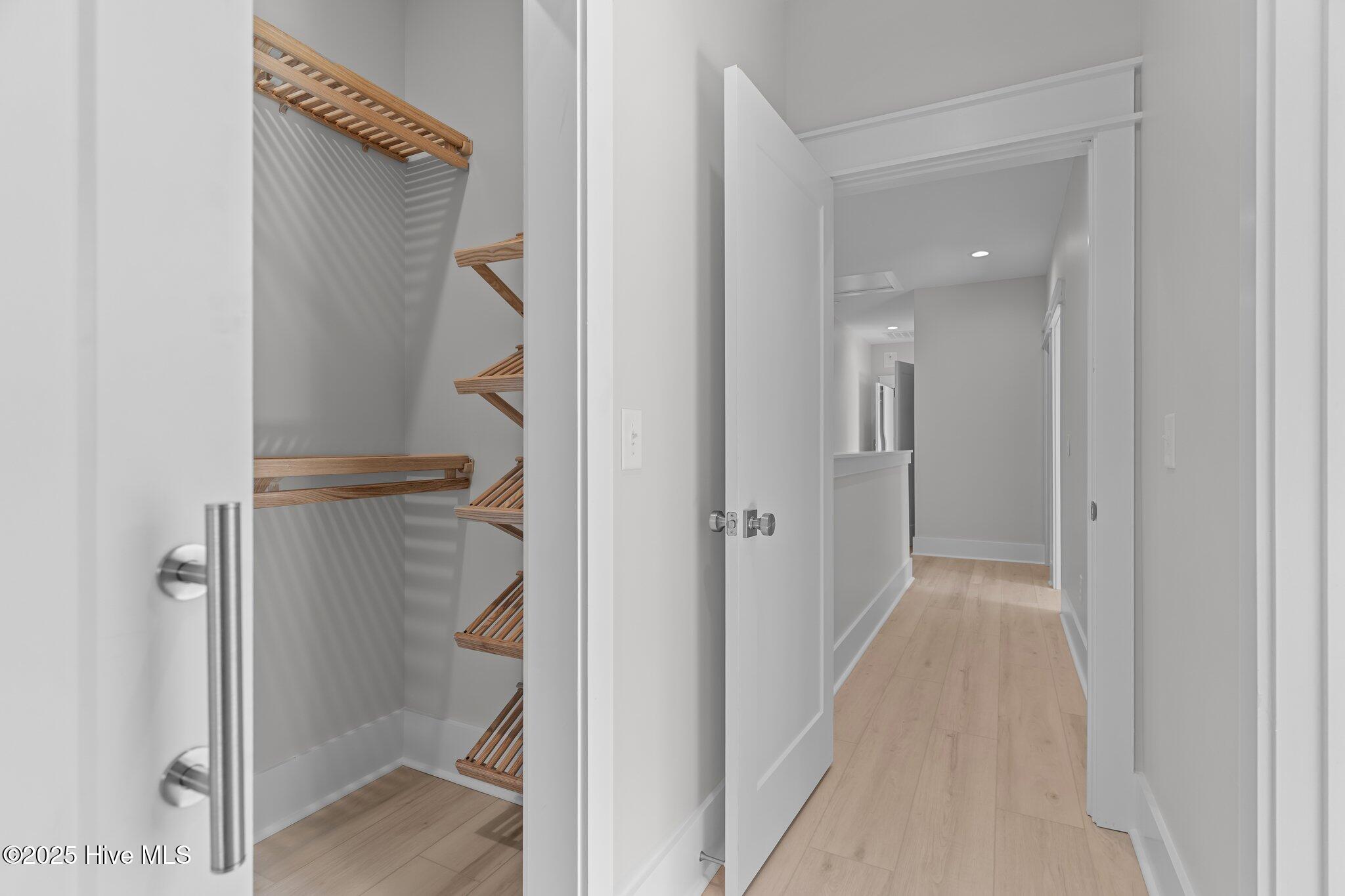 100515159 | Photo 33