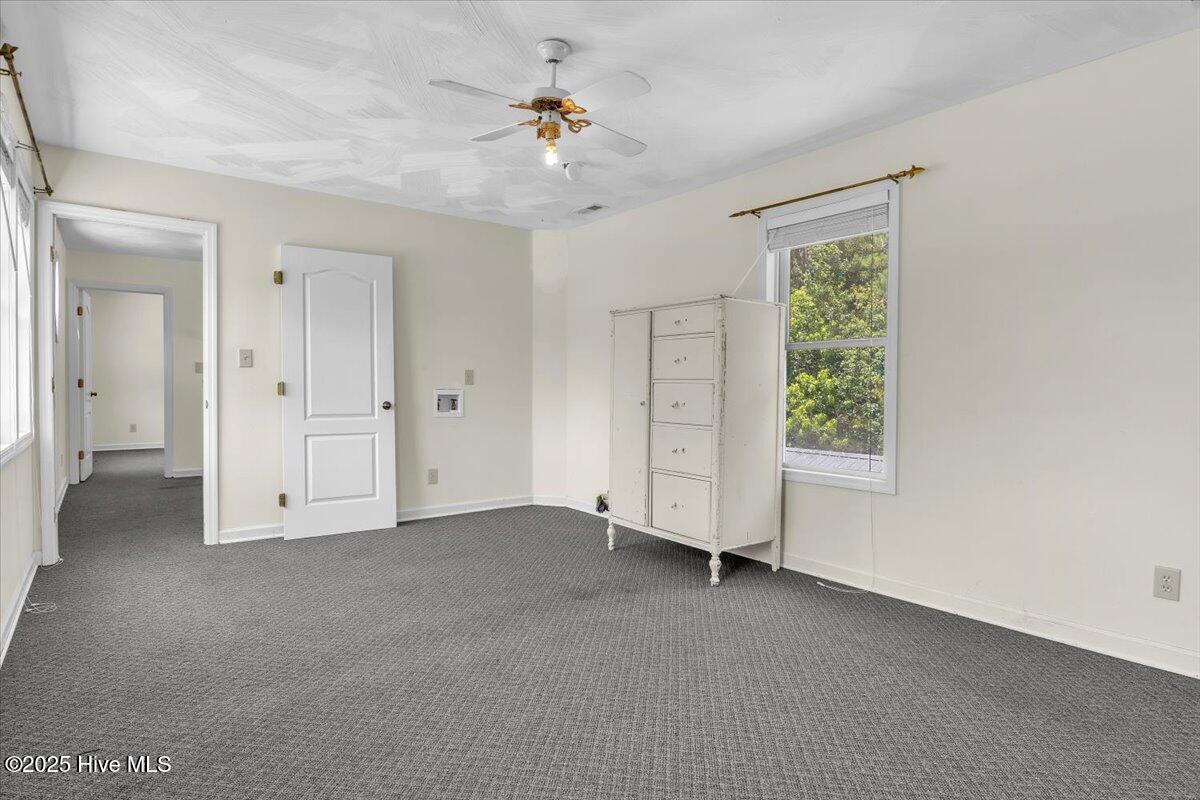 100515601 | Photo 52