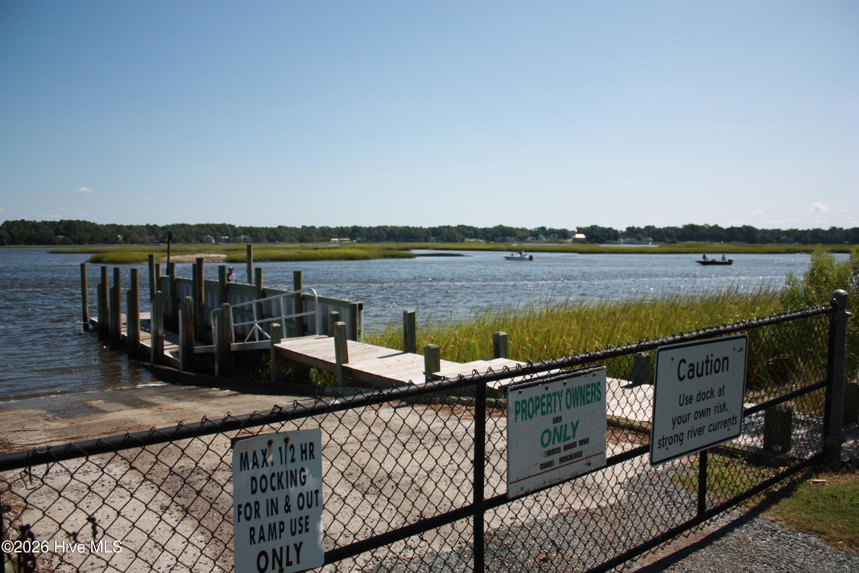 100567872 | Photo 79