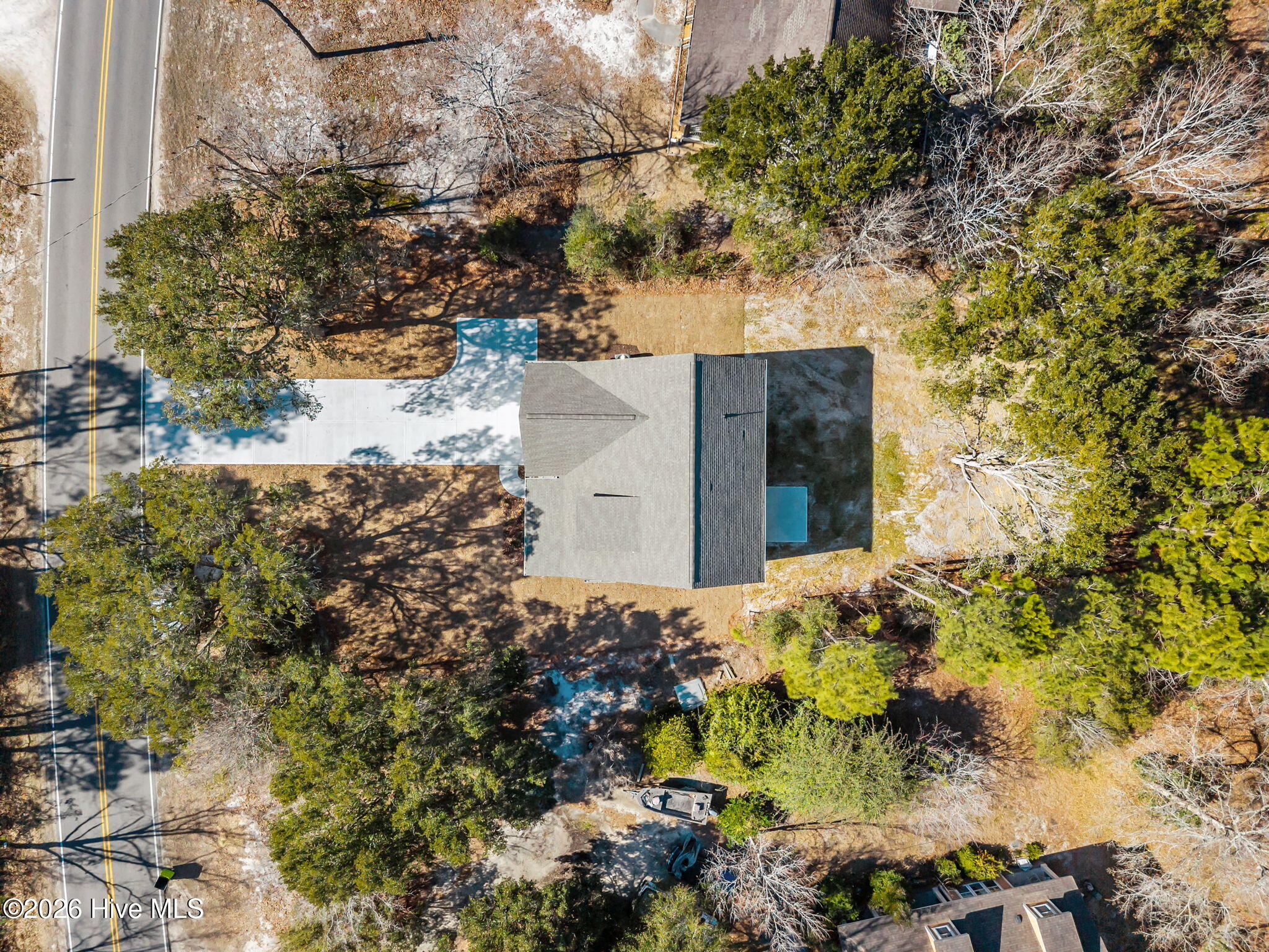 100528695 | Photo 50