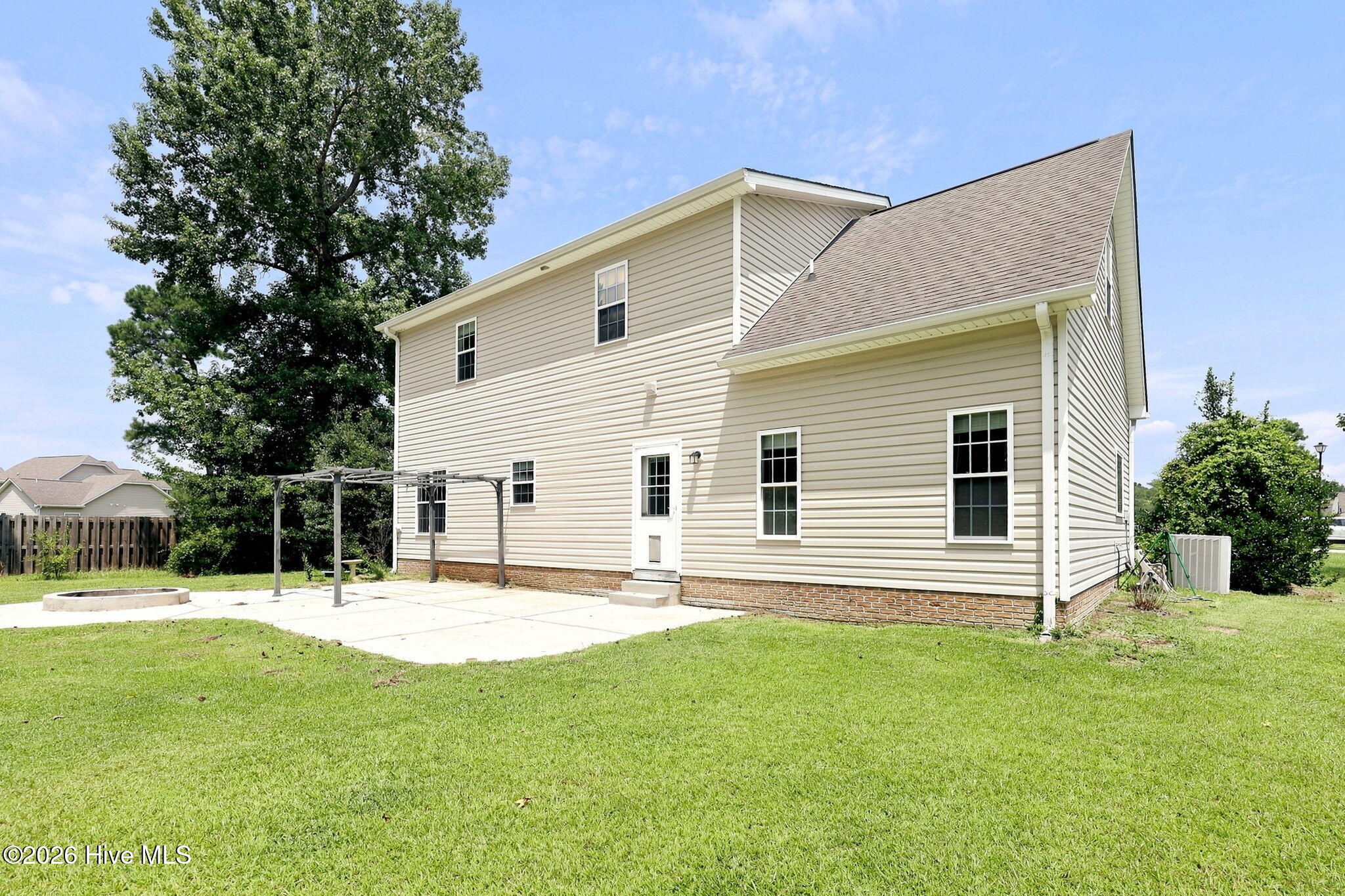 302 Squire Court,Maple Hill