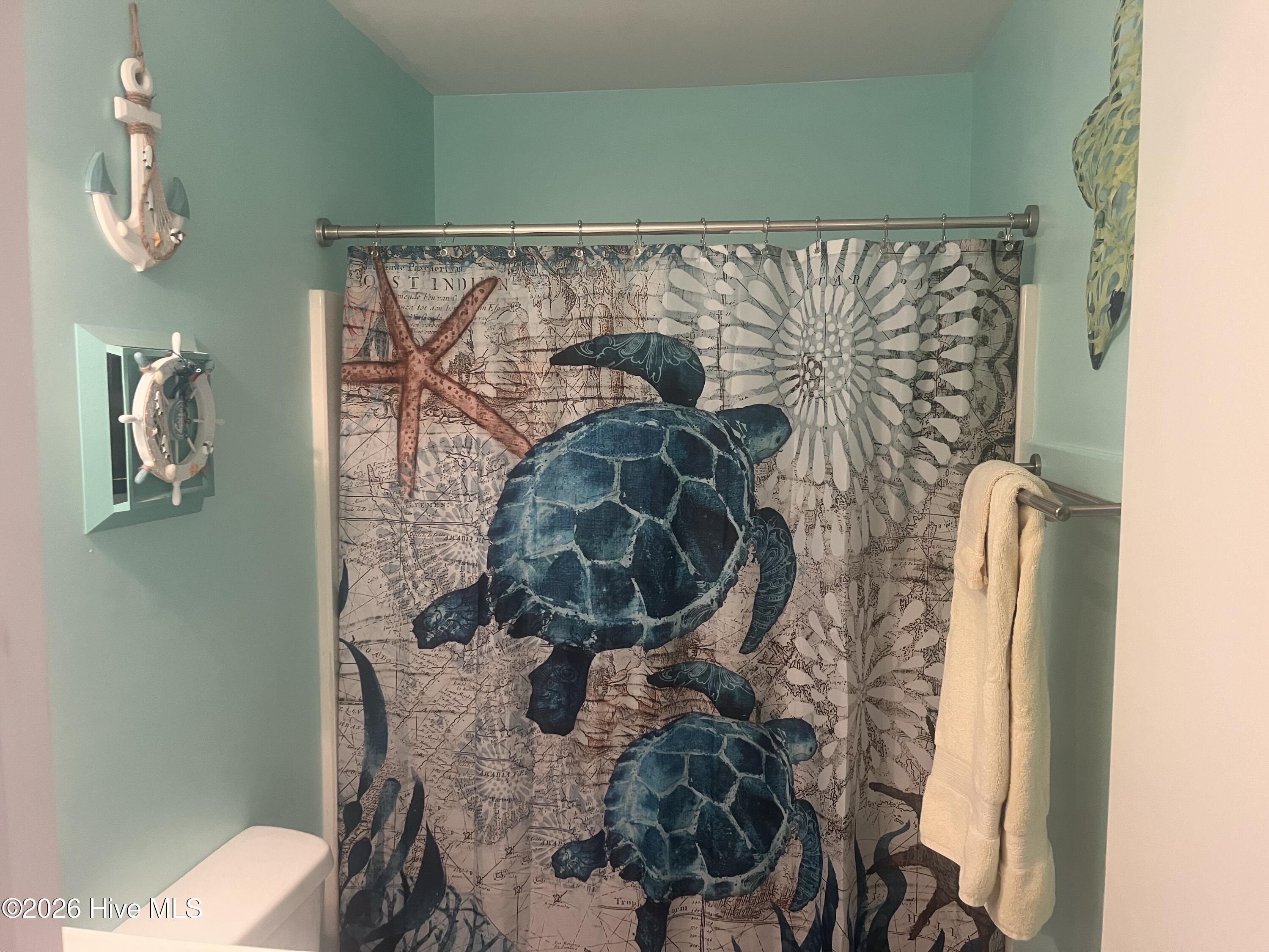 100495899 | Photo 11