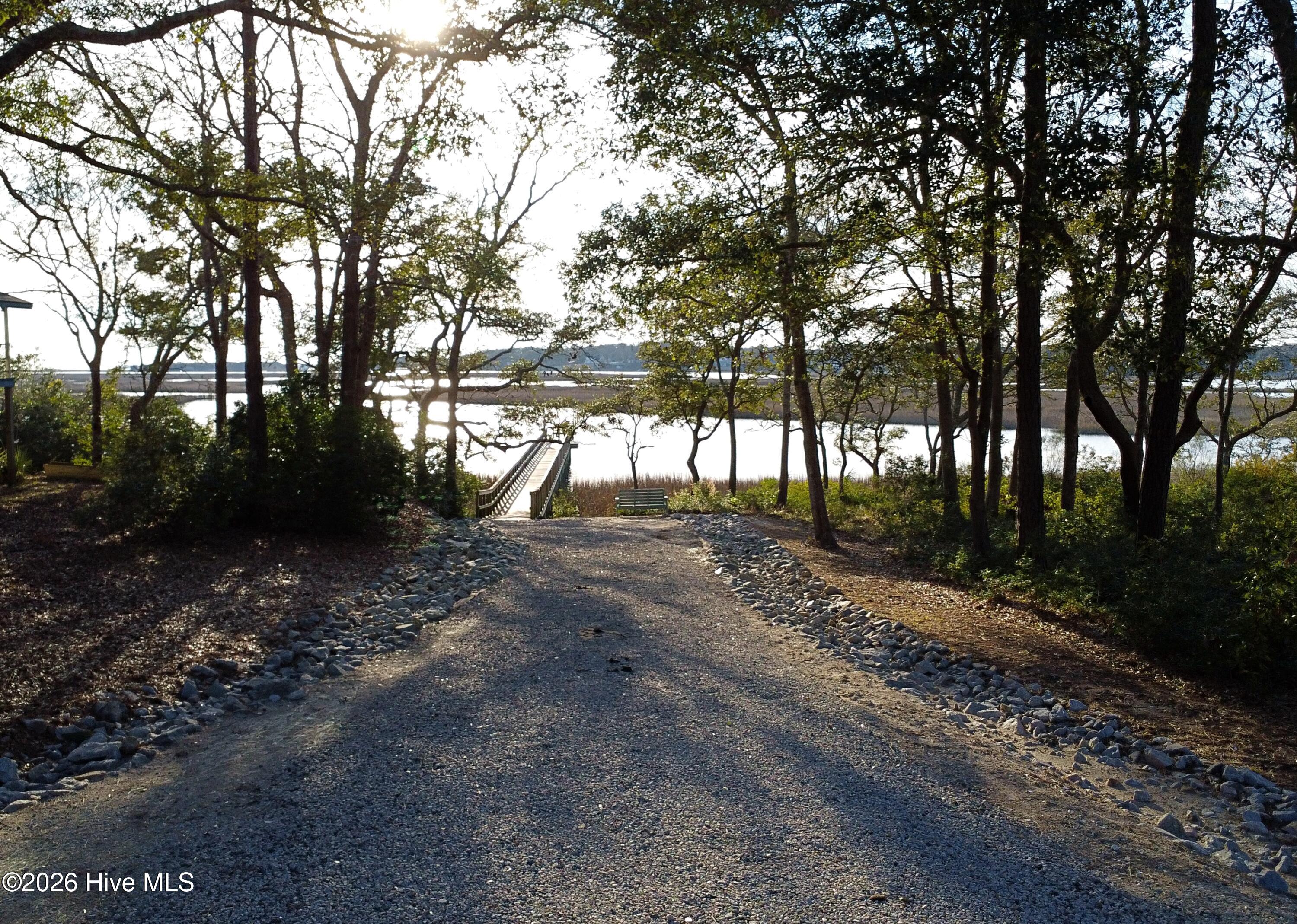 100554715 | Photo 36