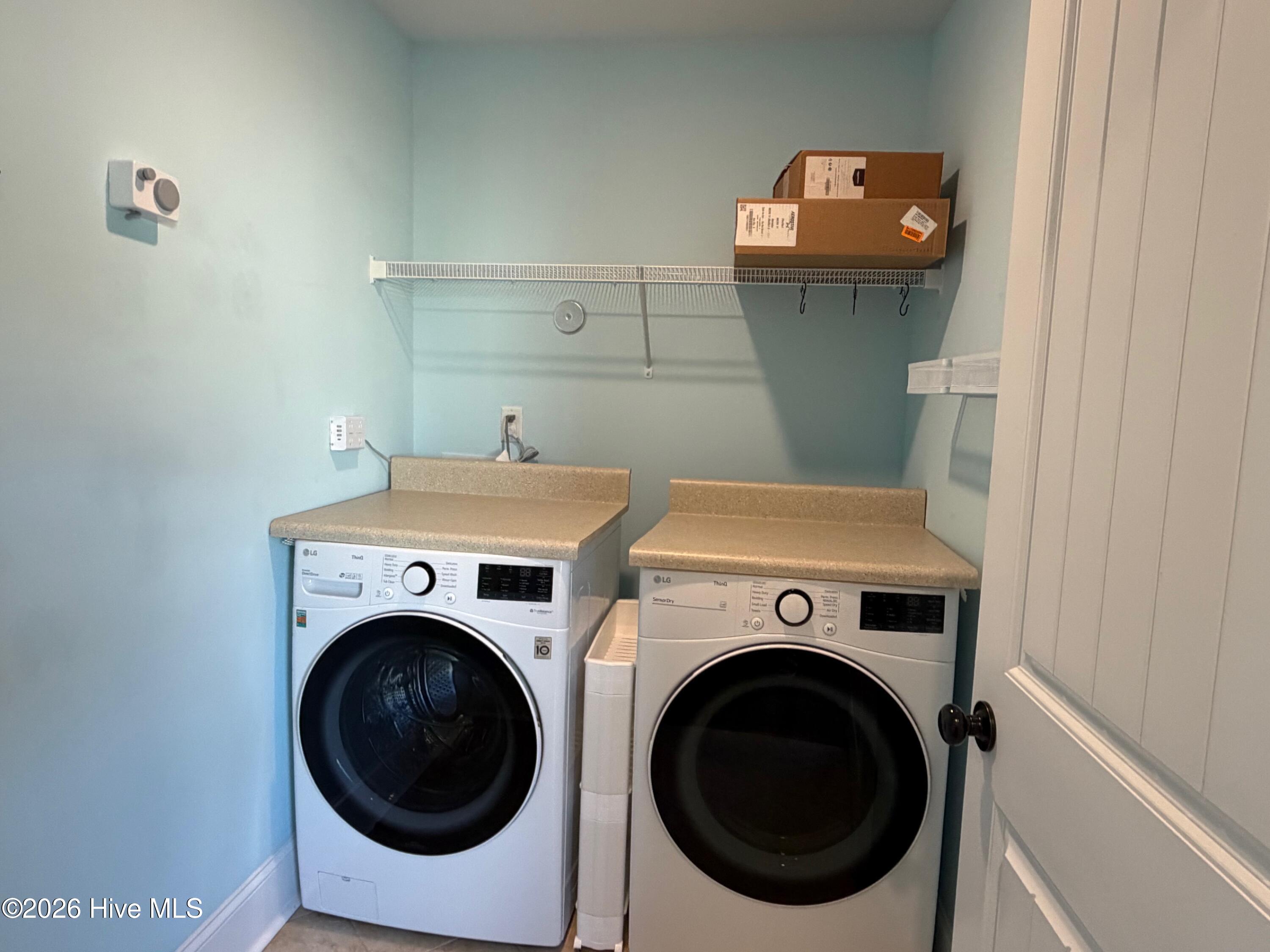 100561757 | Photo 12