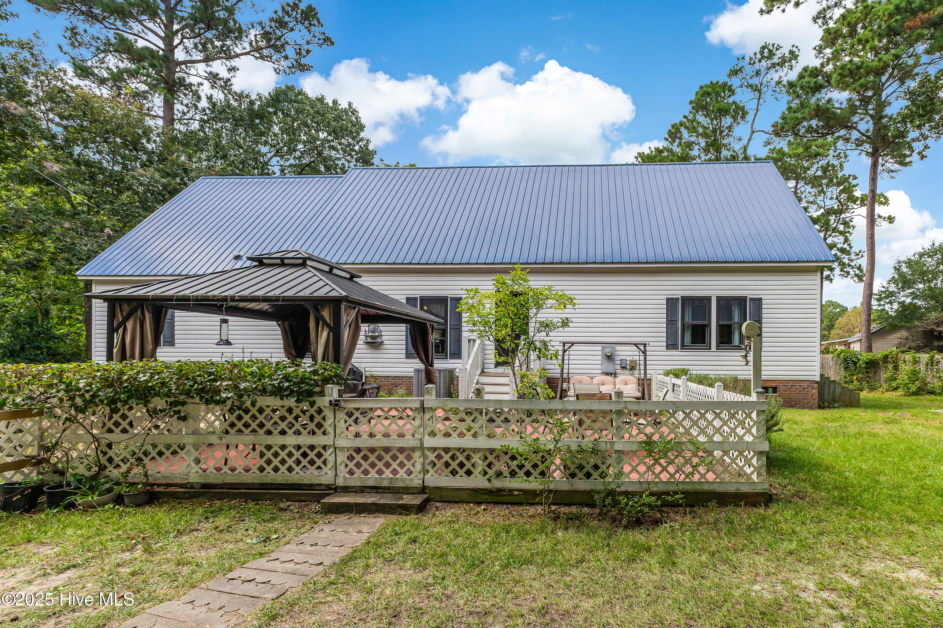 100531169 | Photo 66