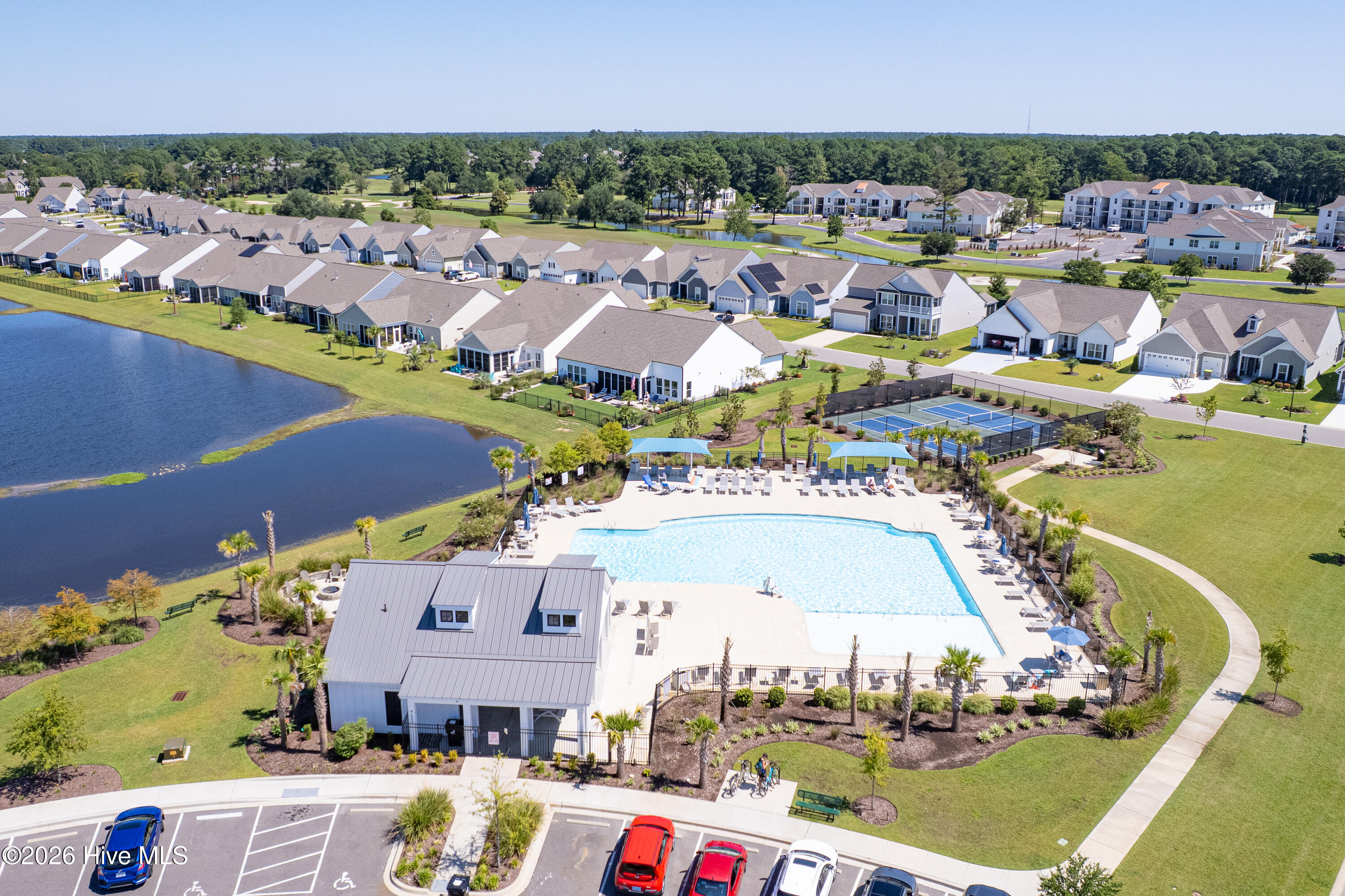 100544434 | Photo 52