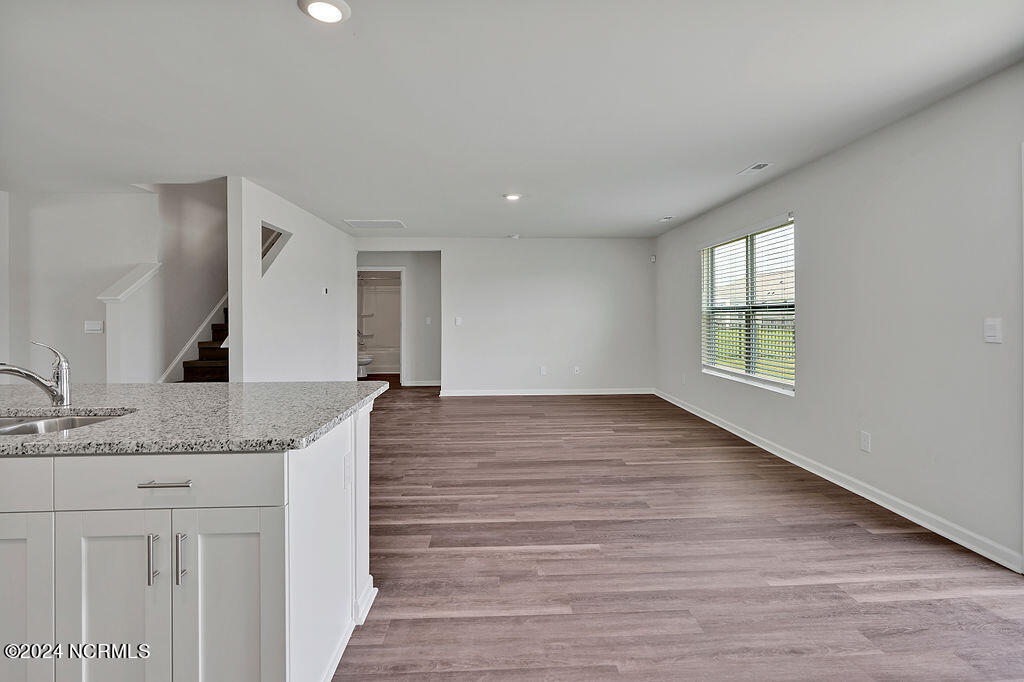 100520567 | Photo 14