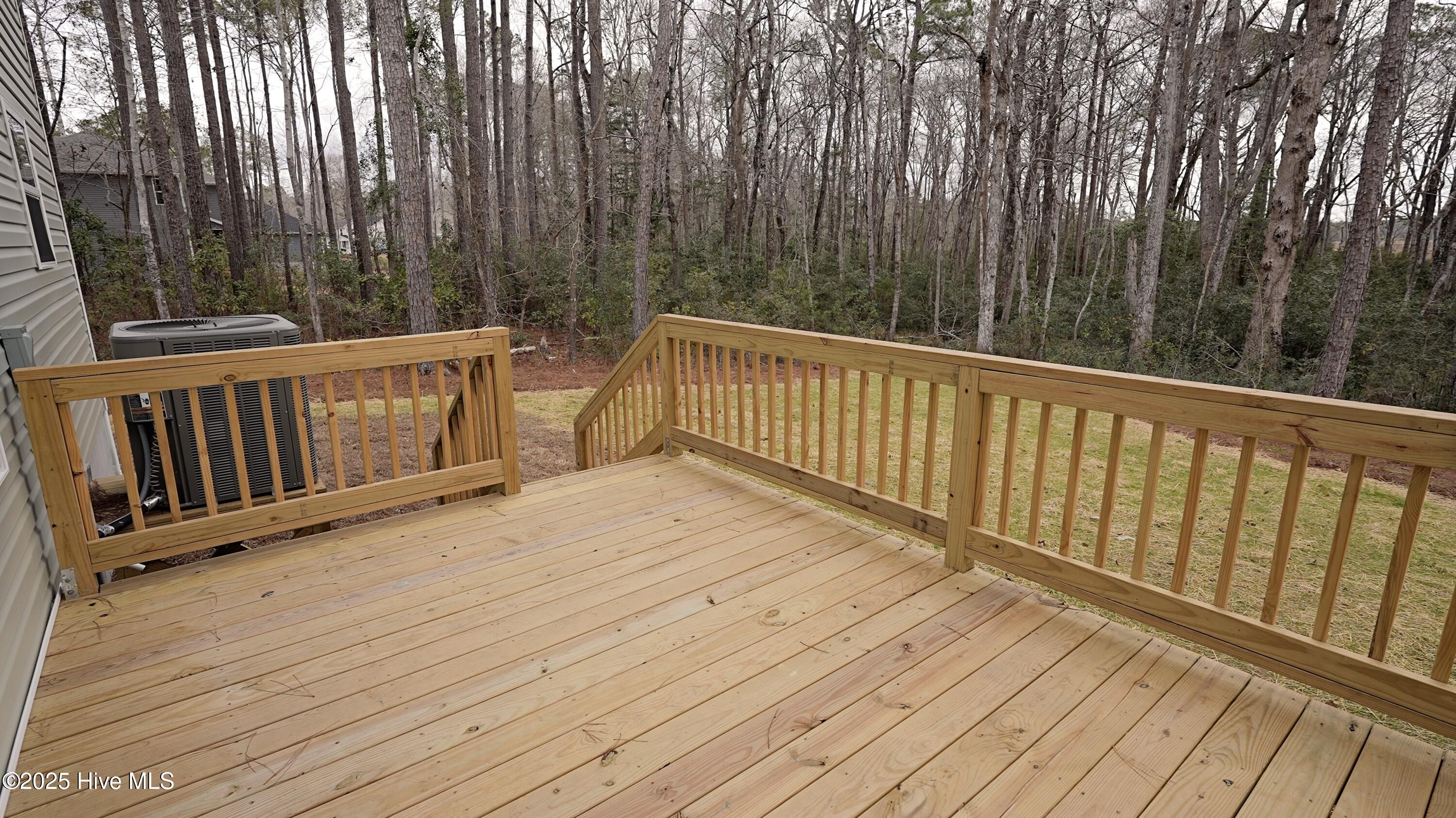 100536920 | Photo 31