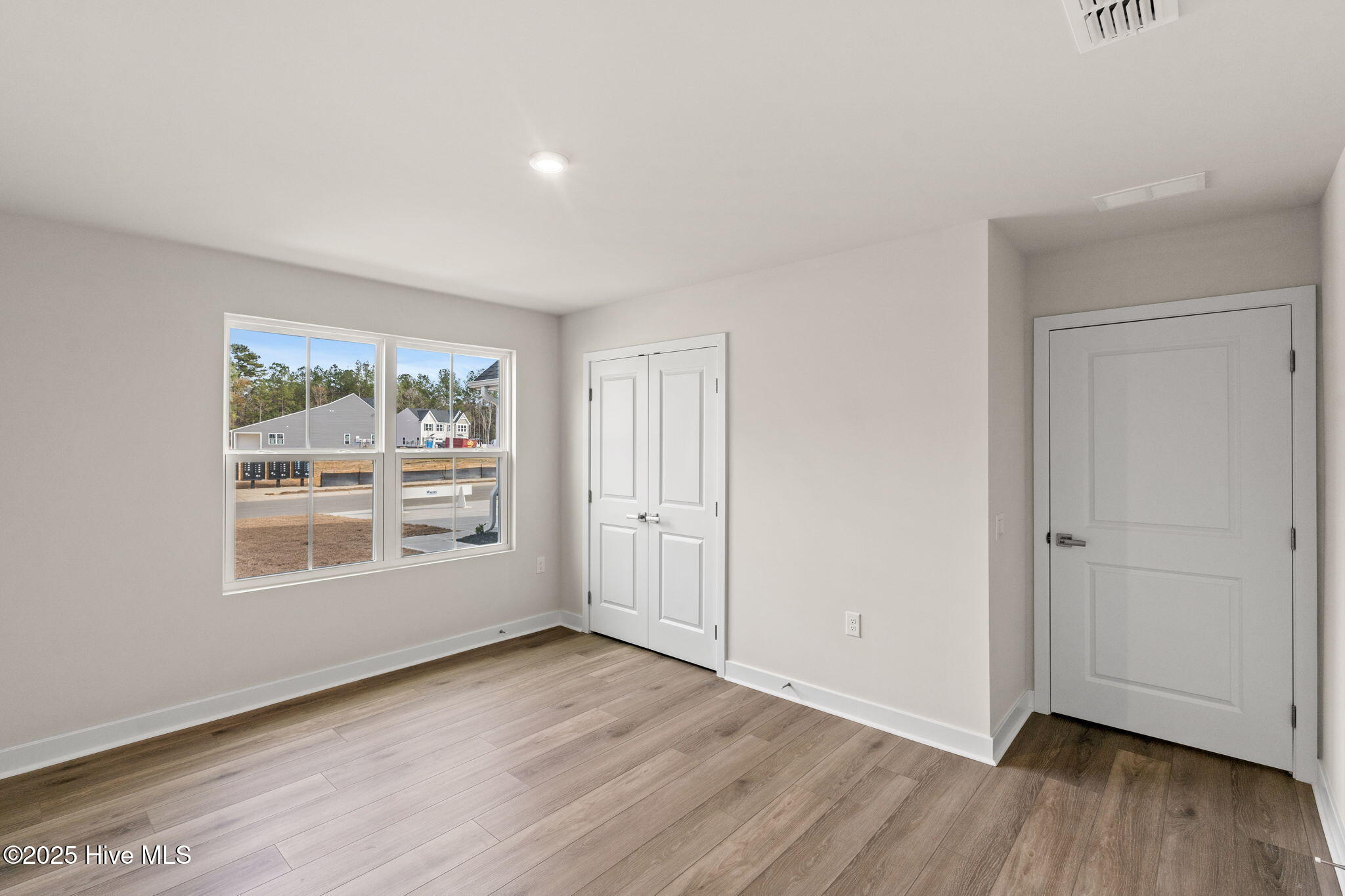 100530777 | Photo 20