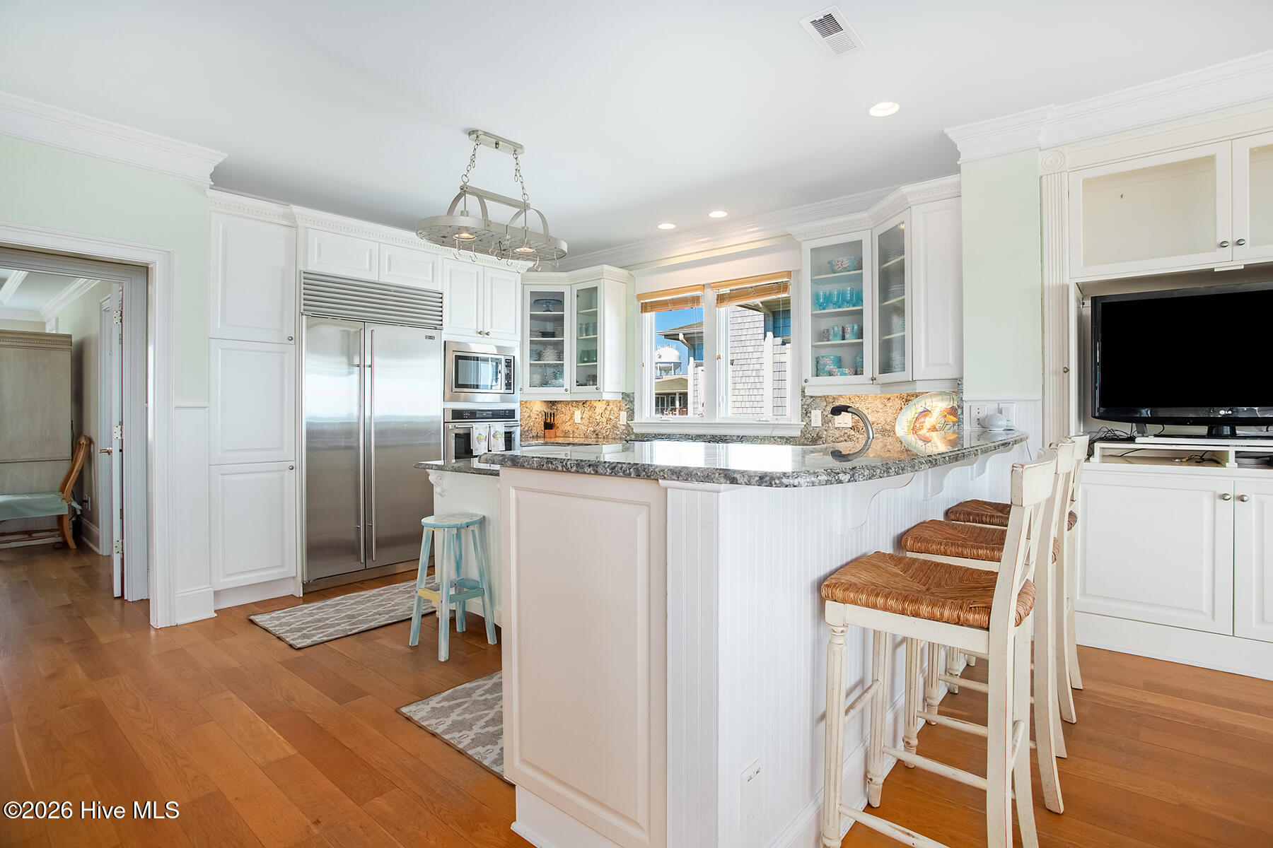 100559523 | Photo 13