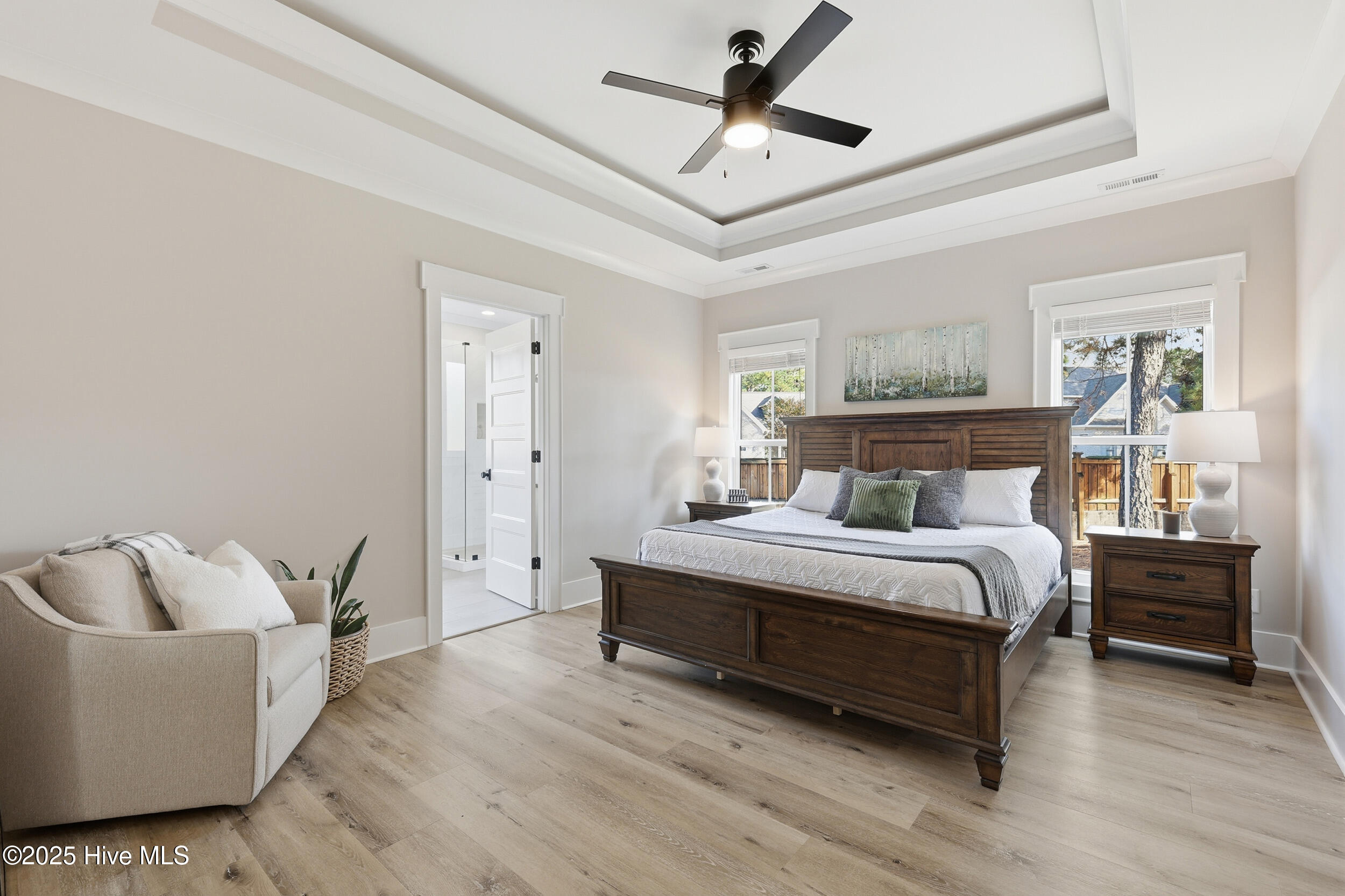 100542294 | Photo 21