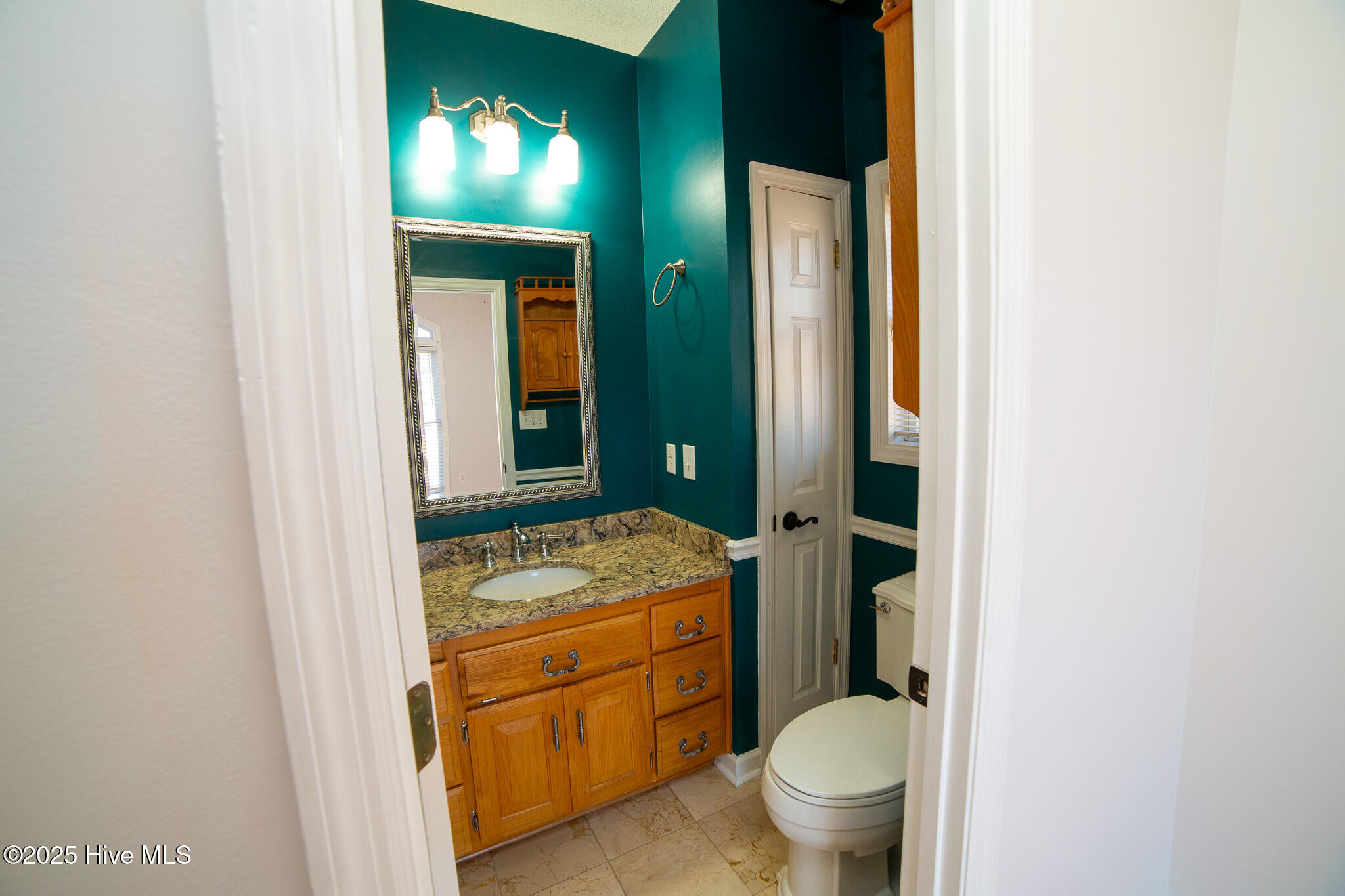 100546342 | Photo 83