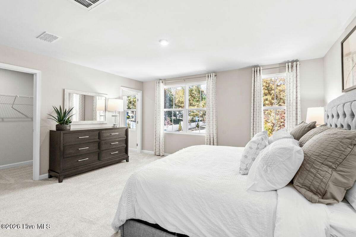 100564045 | Photo 27