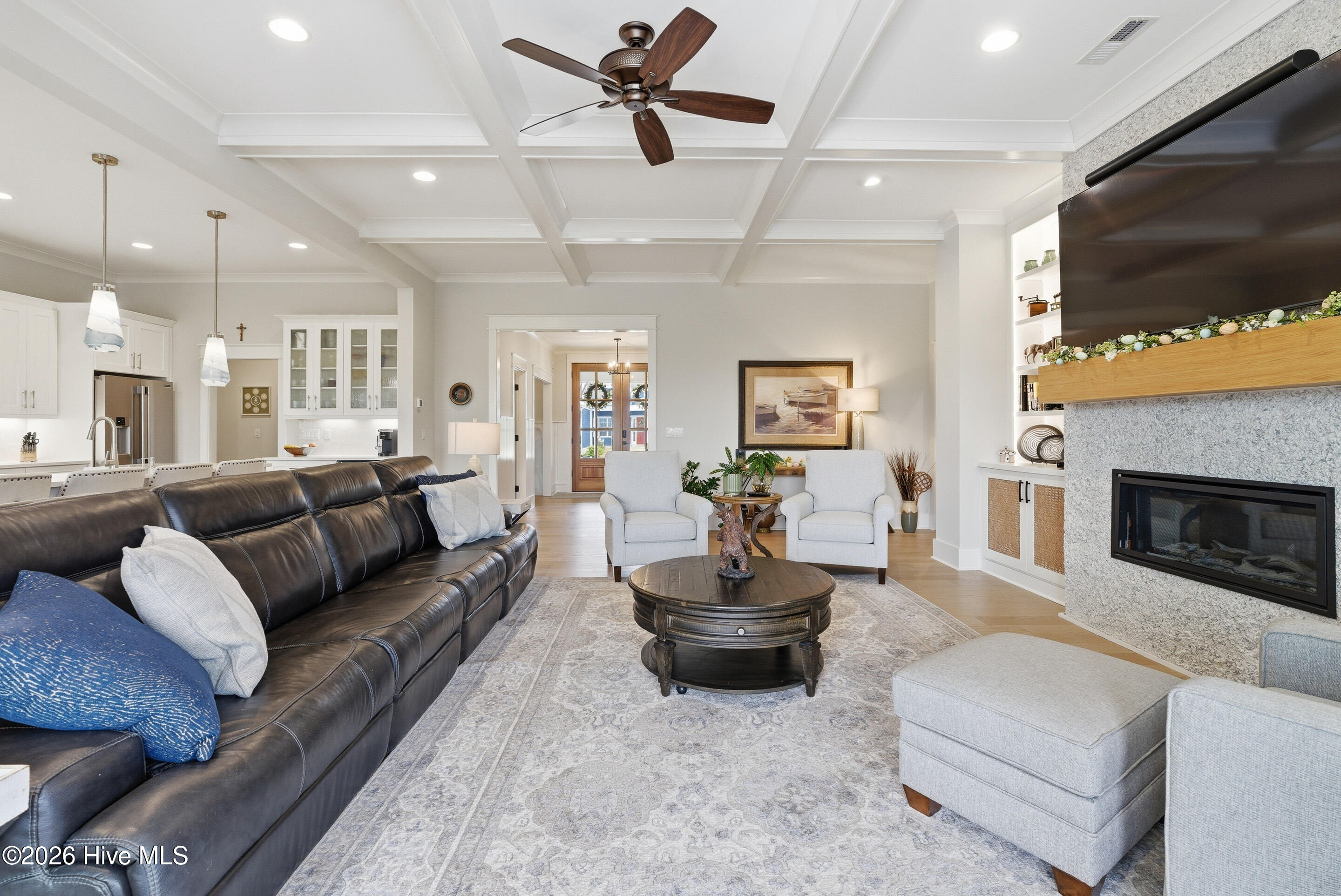 100562941 | Photo 20