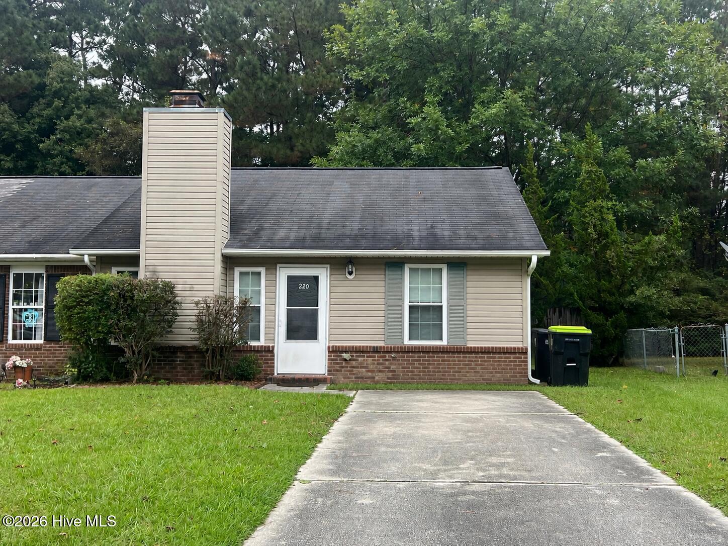 220 Live Oak Court,Midway Park