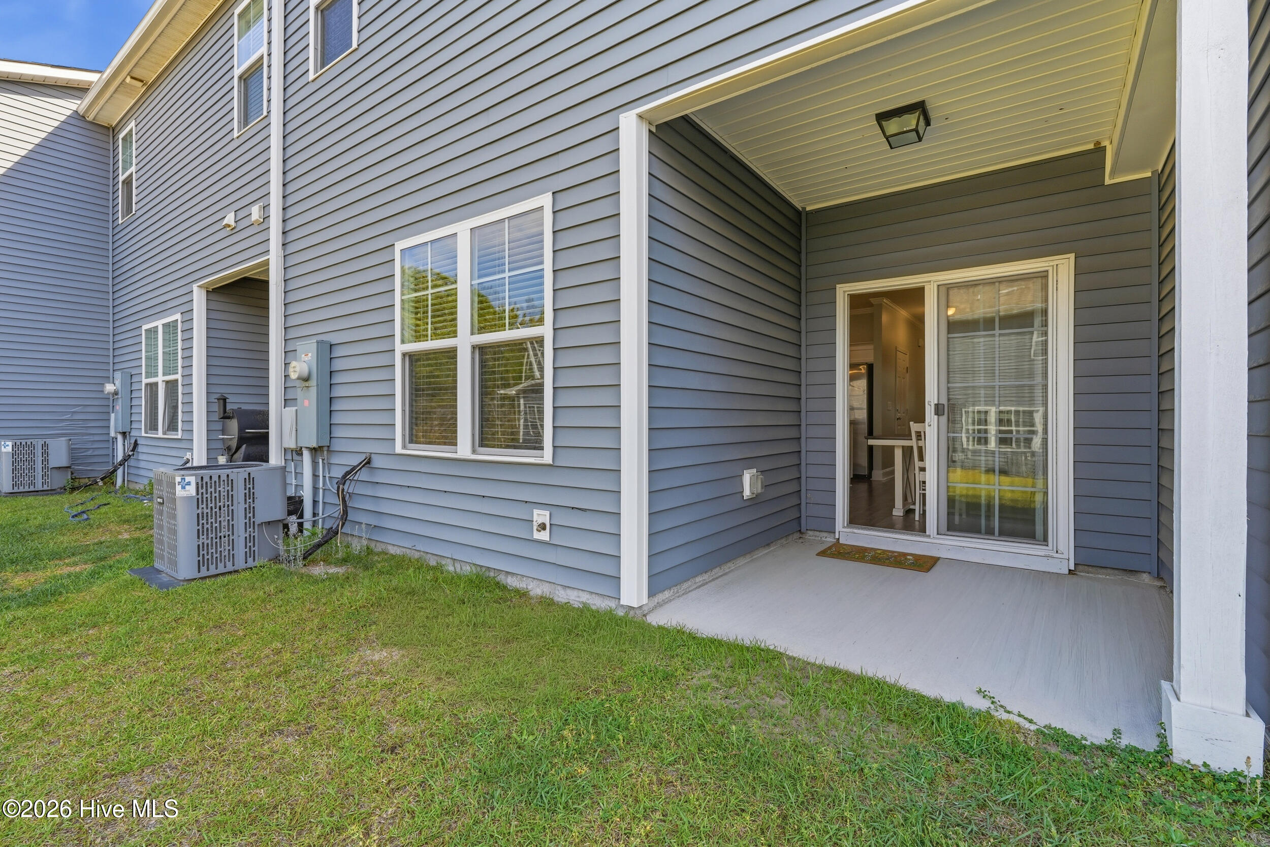 100566235 | Photo 37