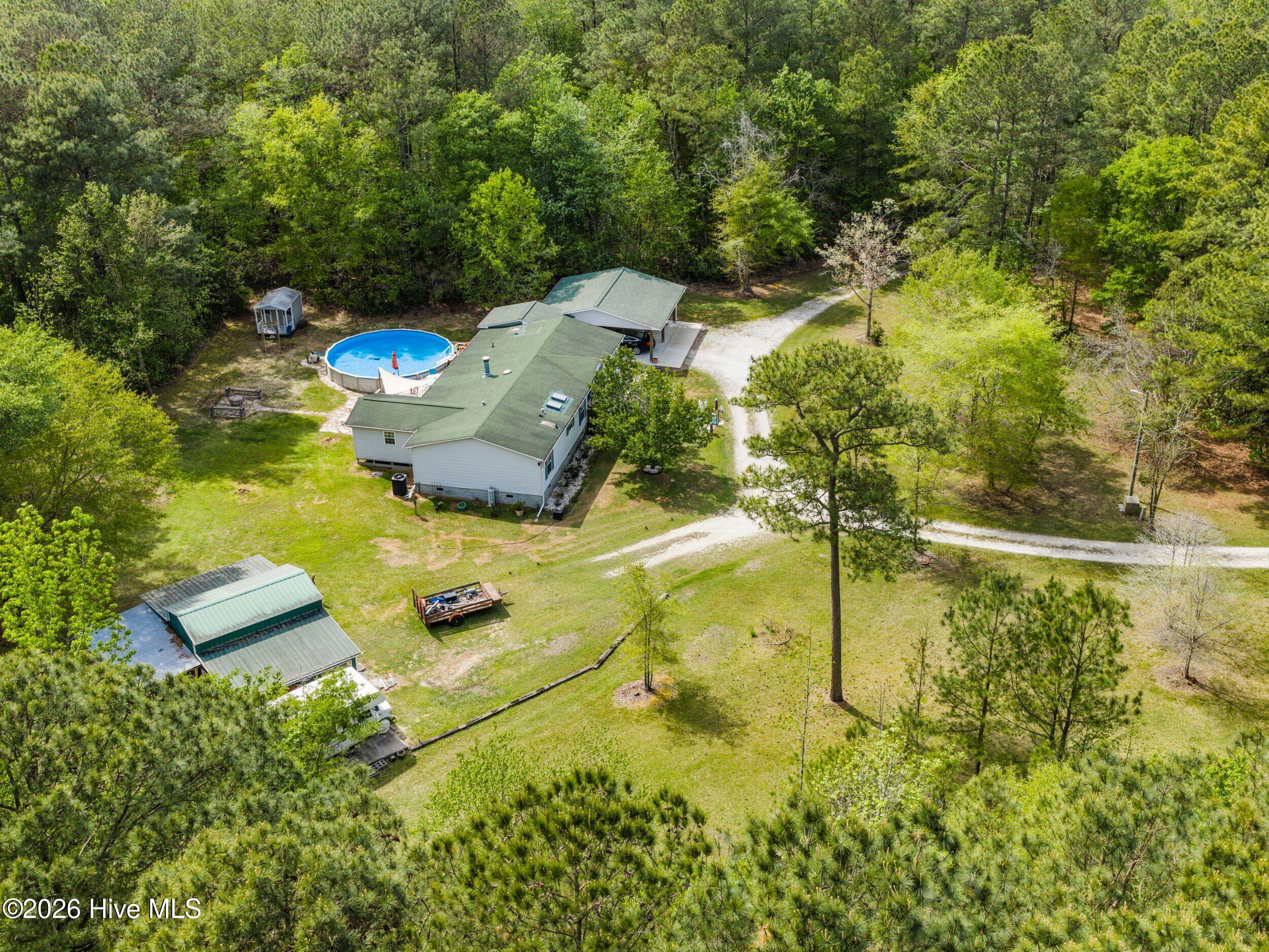 100566420 | Photo 99