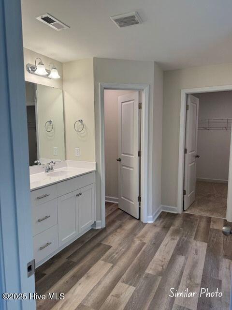 100511917 | Photo 24