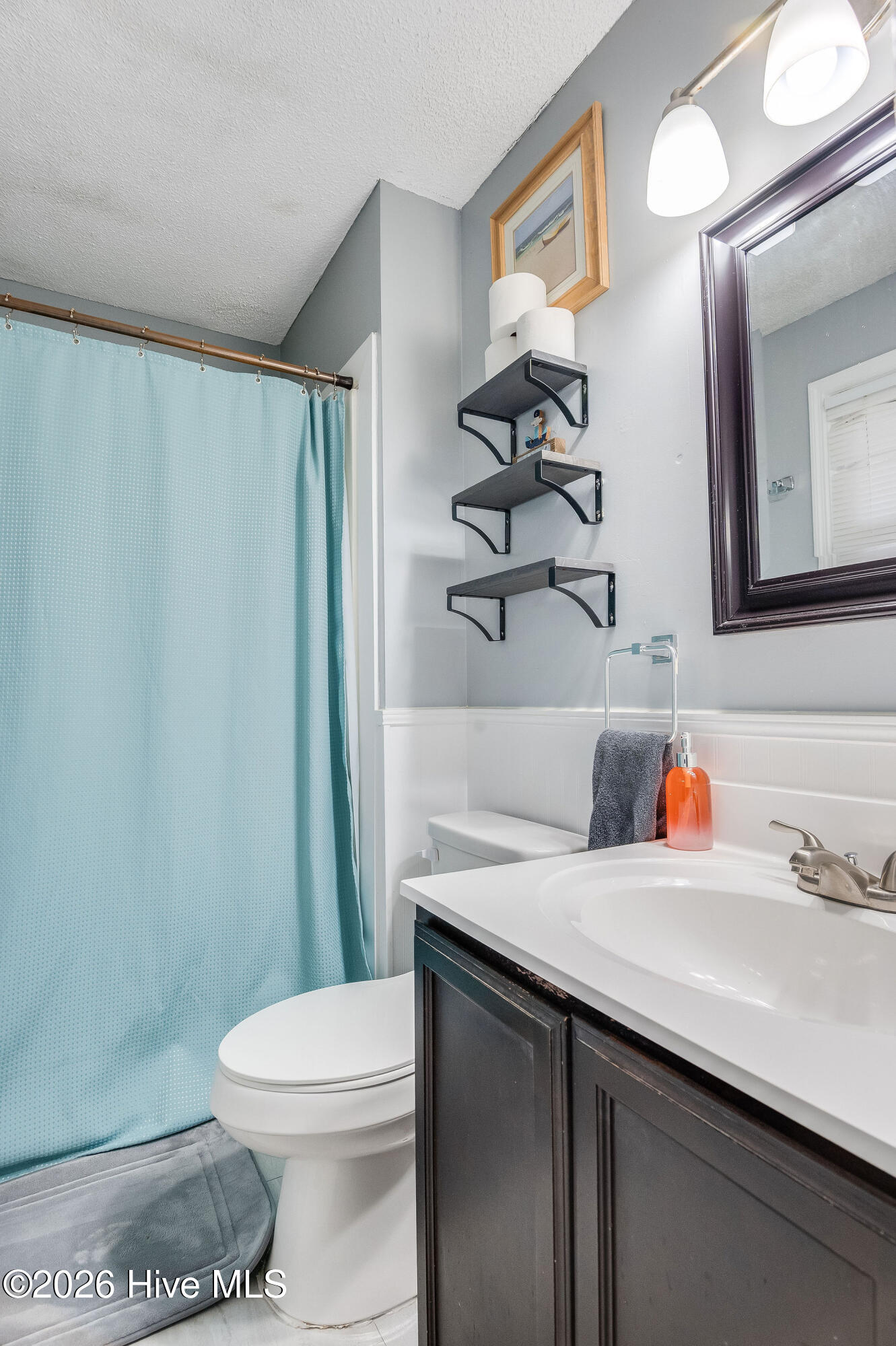 100555937 | Photo 24