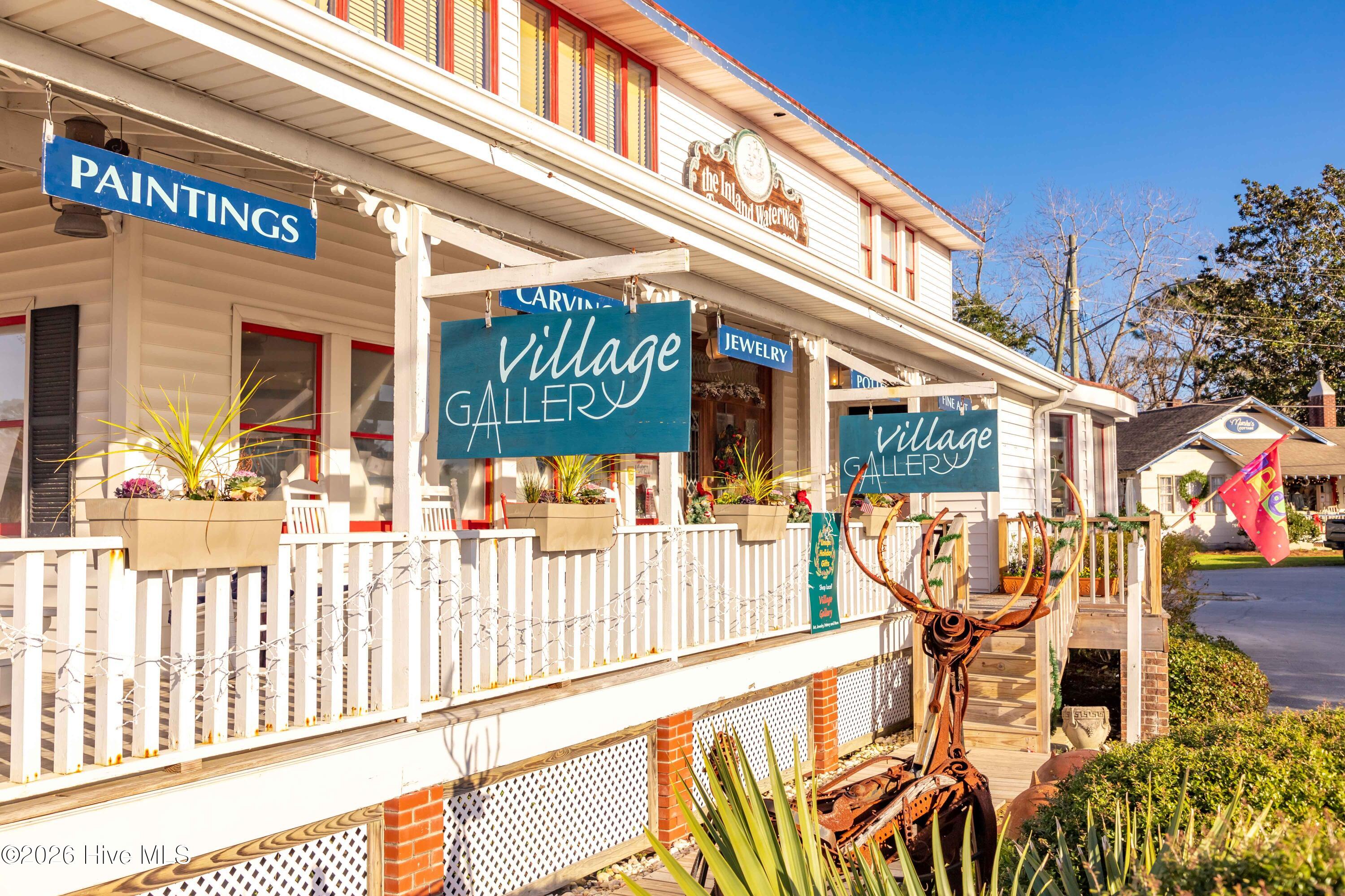 305 Vandemere Street,Oriental