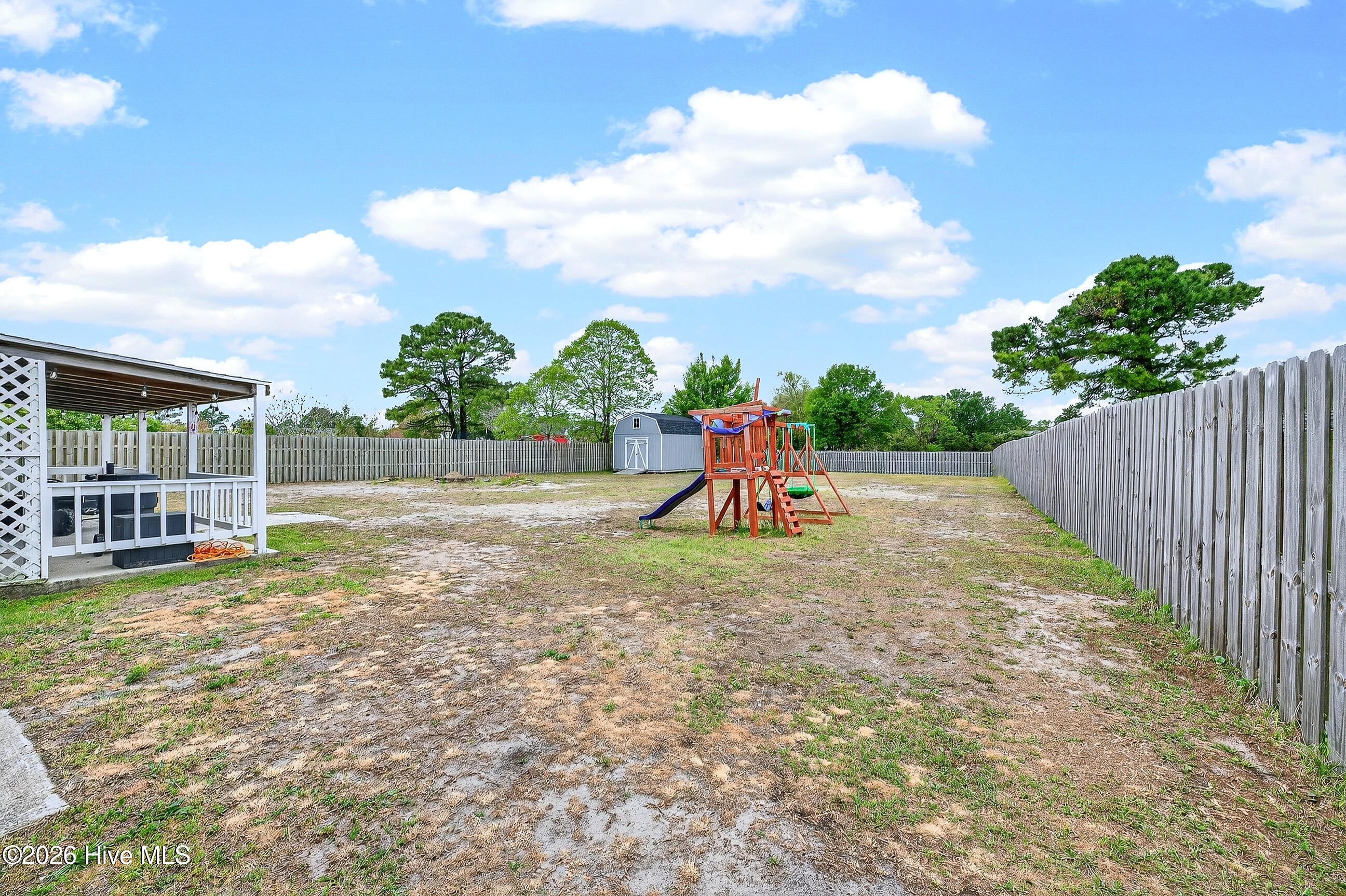 100566422 | Photo 27