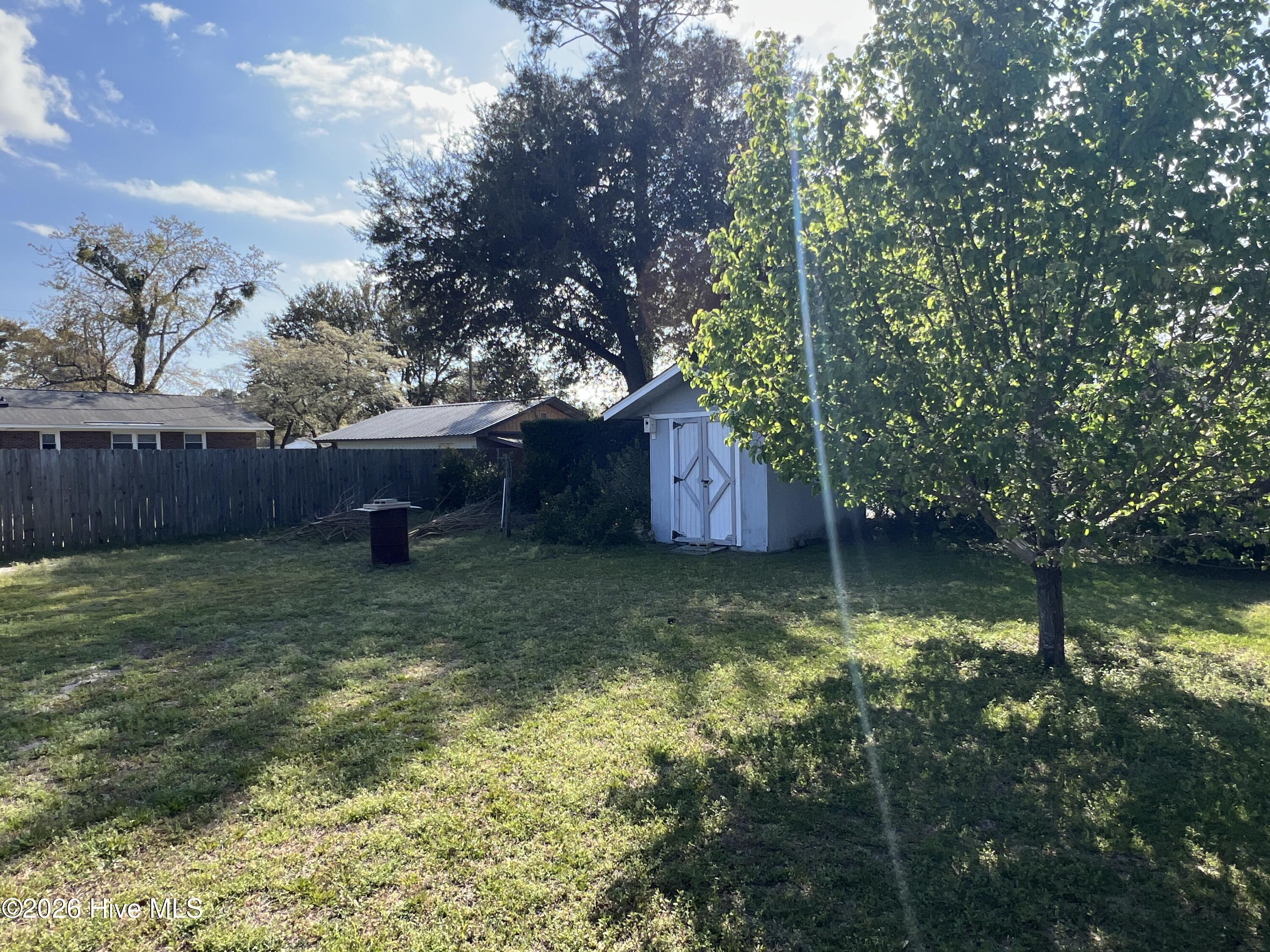 100562608 | Photo 35