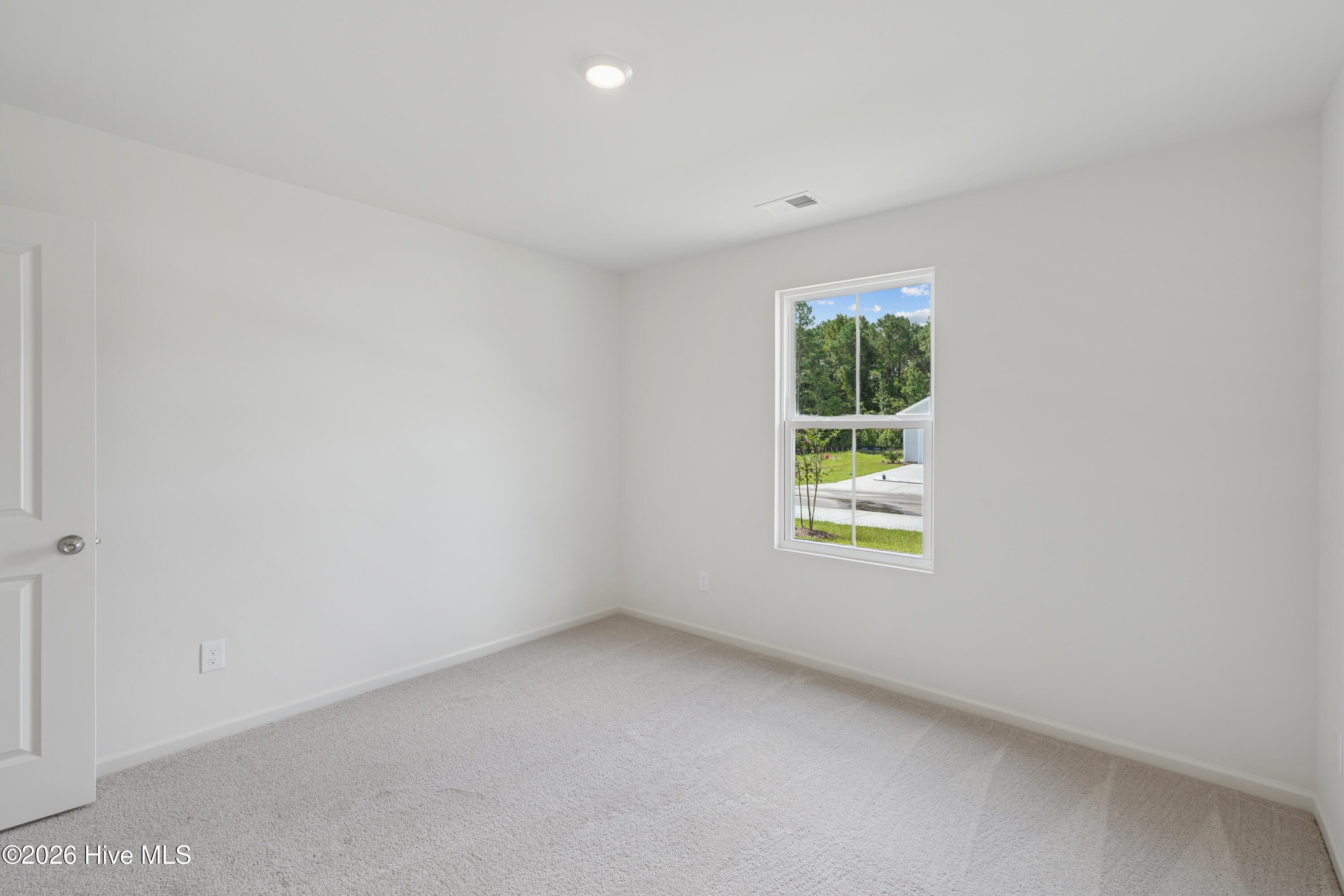 100553151 | Photo 27