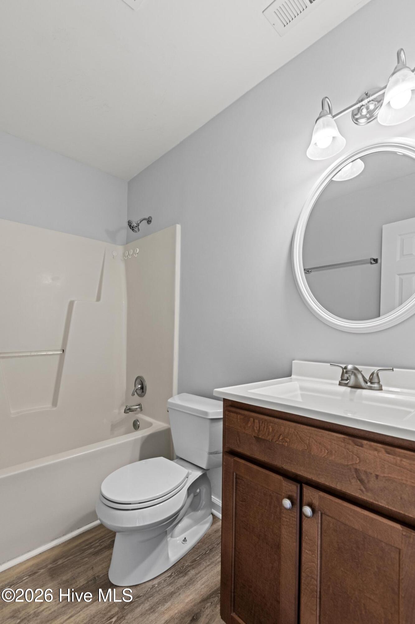 100557446 | Photo 17