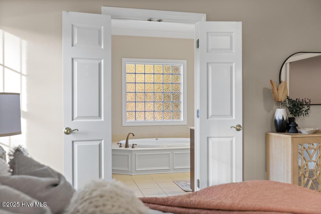 100516339 | Photo 34