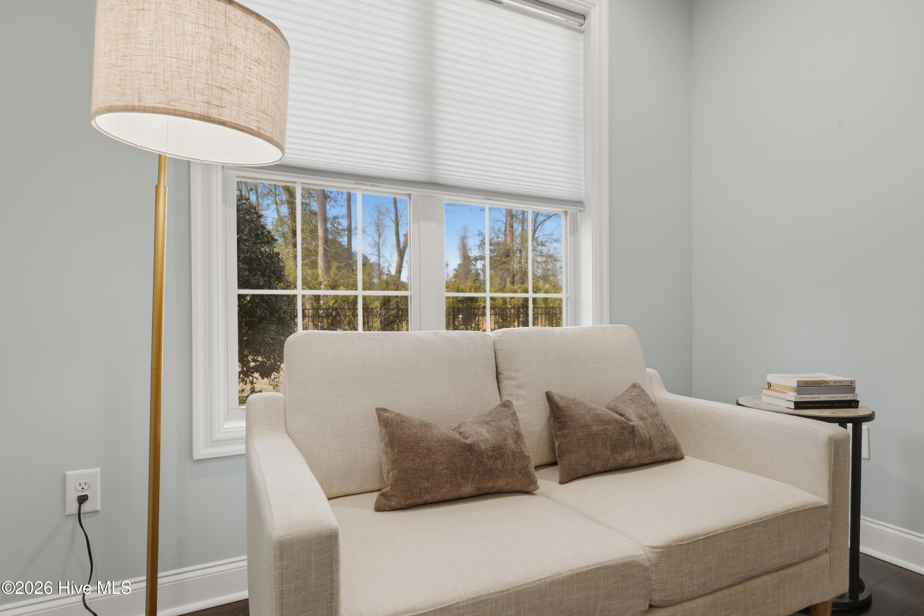 100558541 | Photo 43