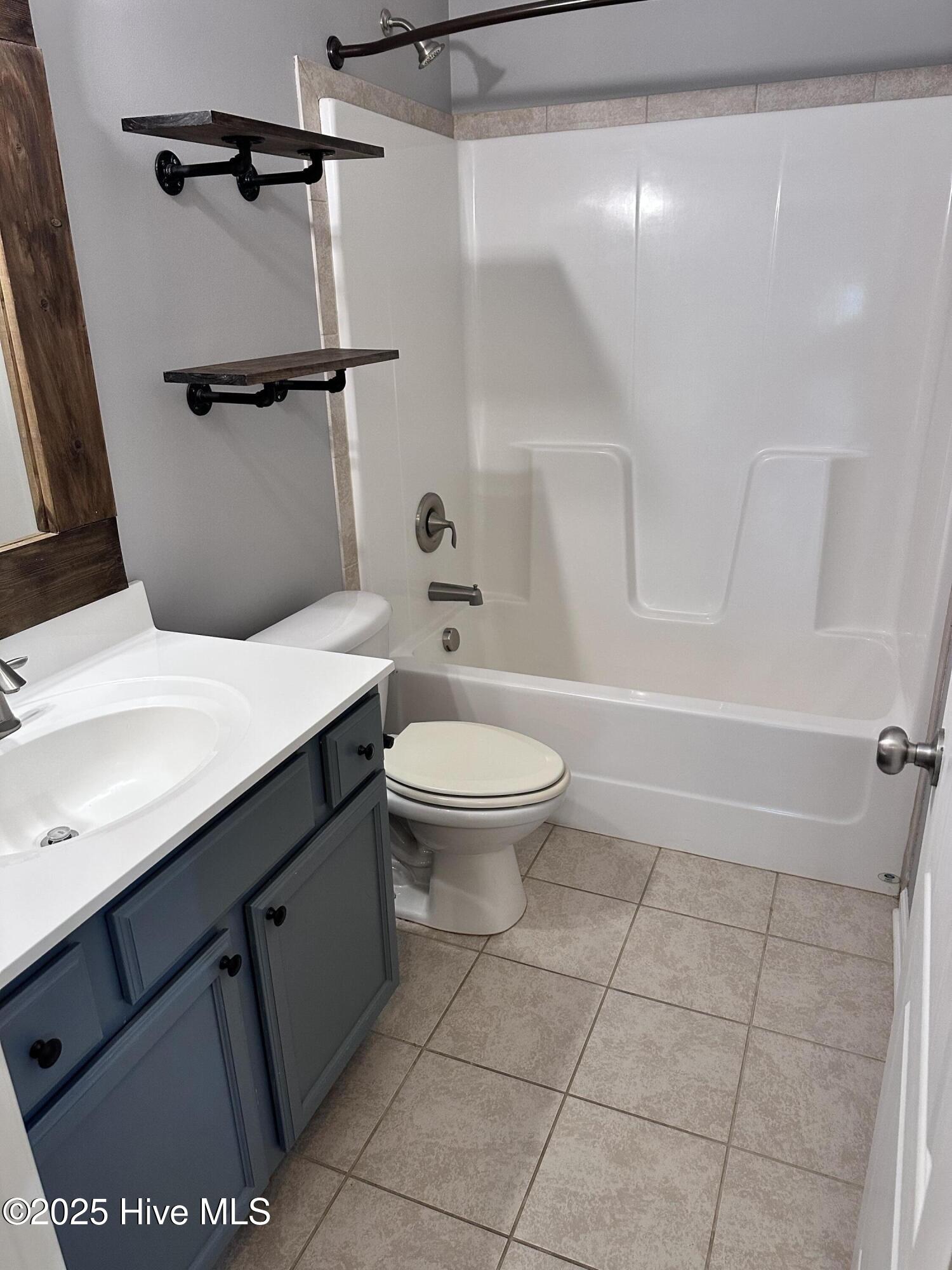 100542774 | Photo 25