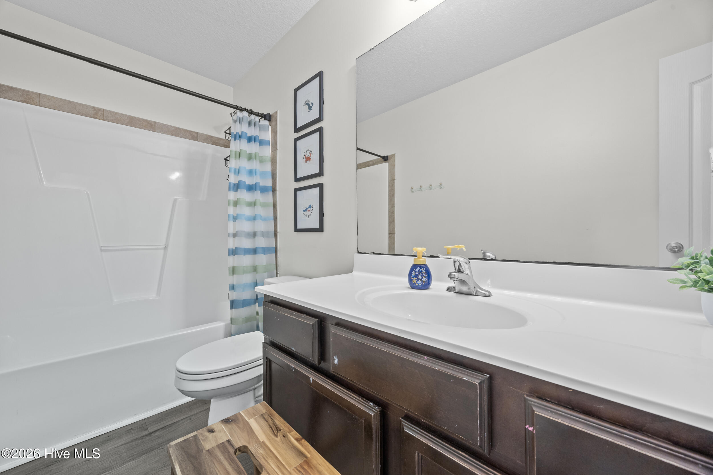 100560152 | Photo 15