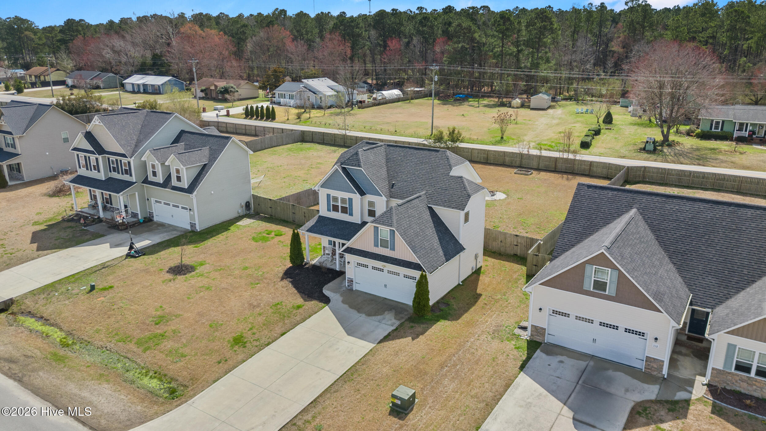 100558601 | Photo 47