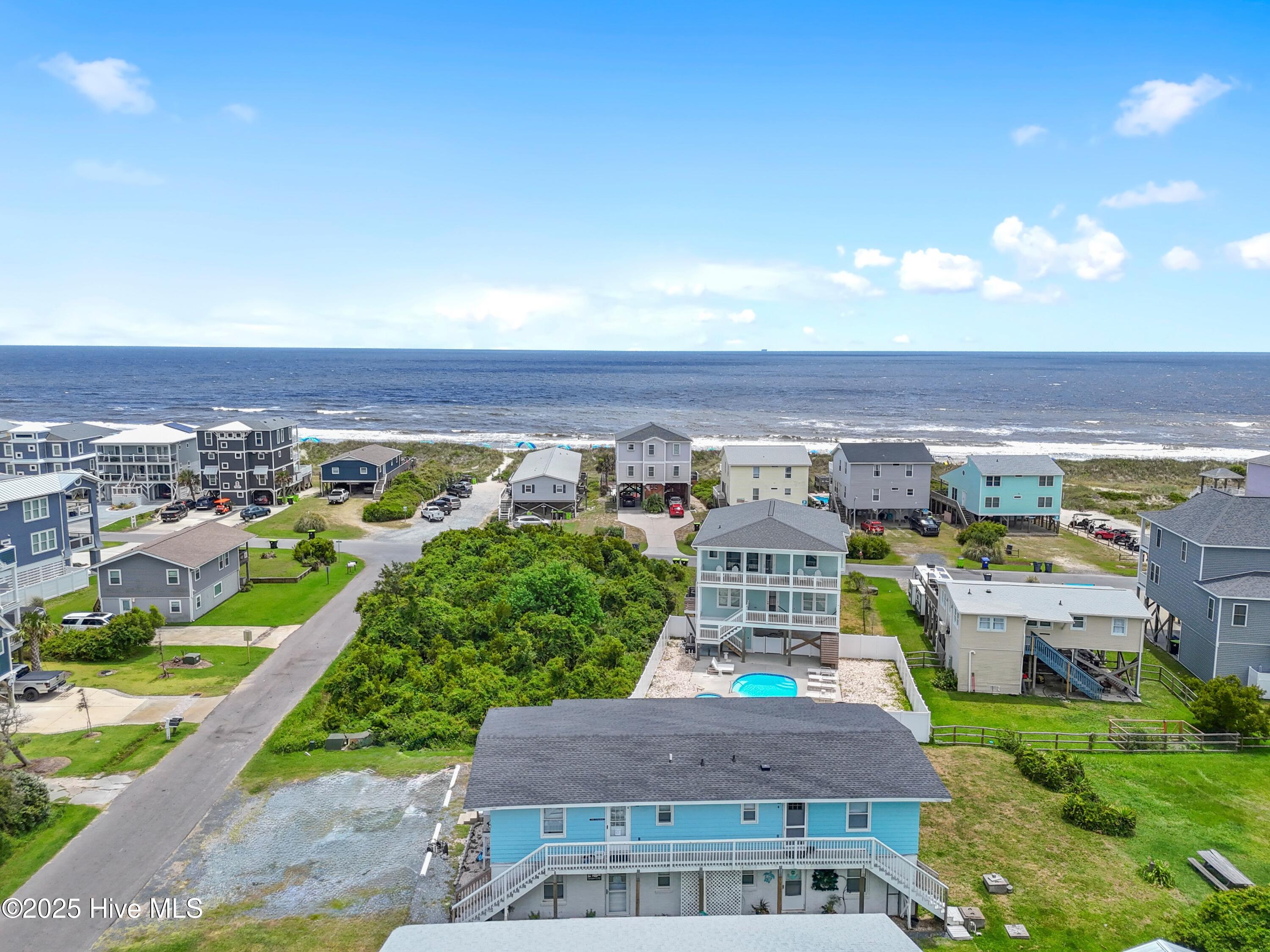 100564186 | Photo 32