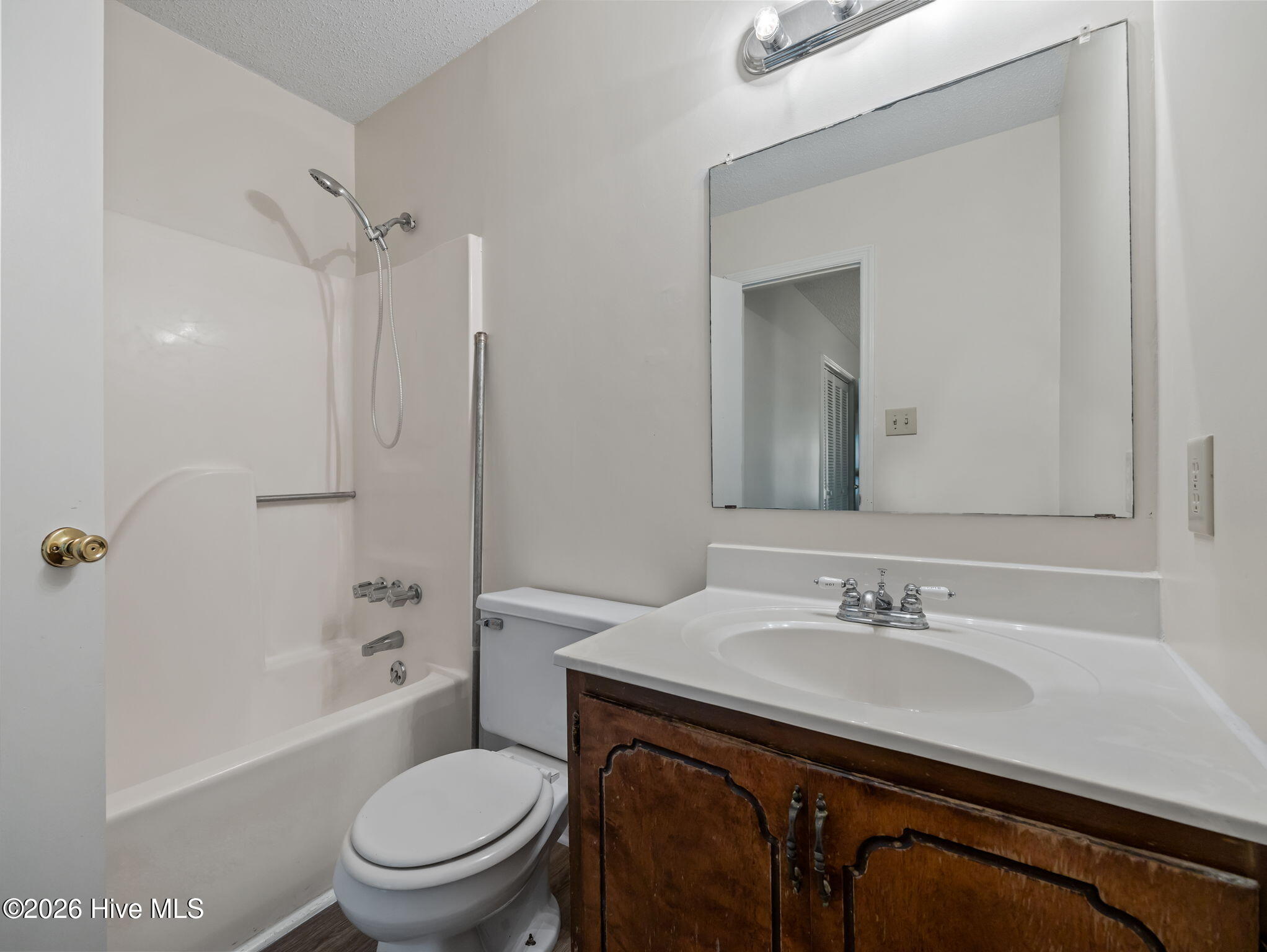 100563578 | Photo 28