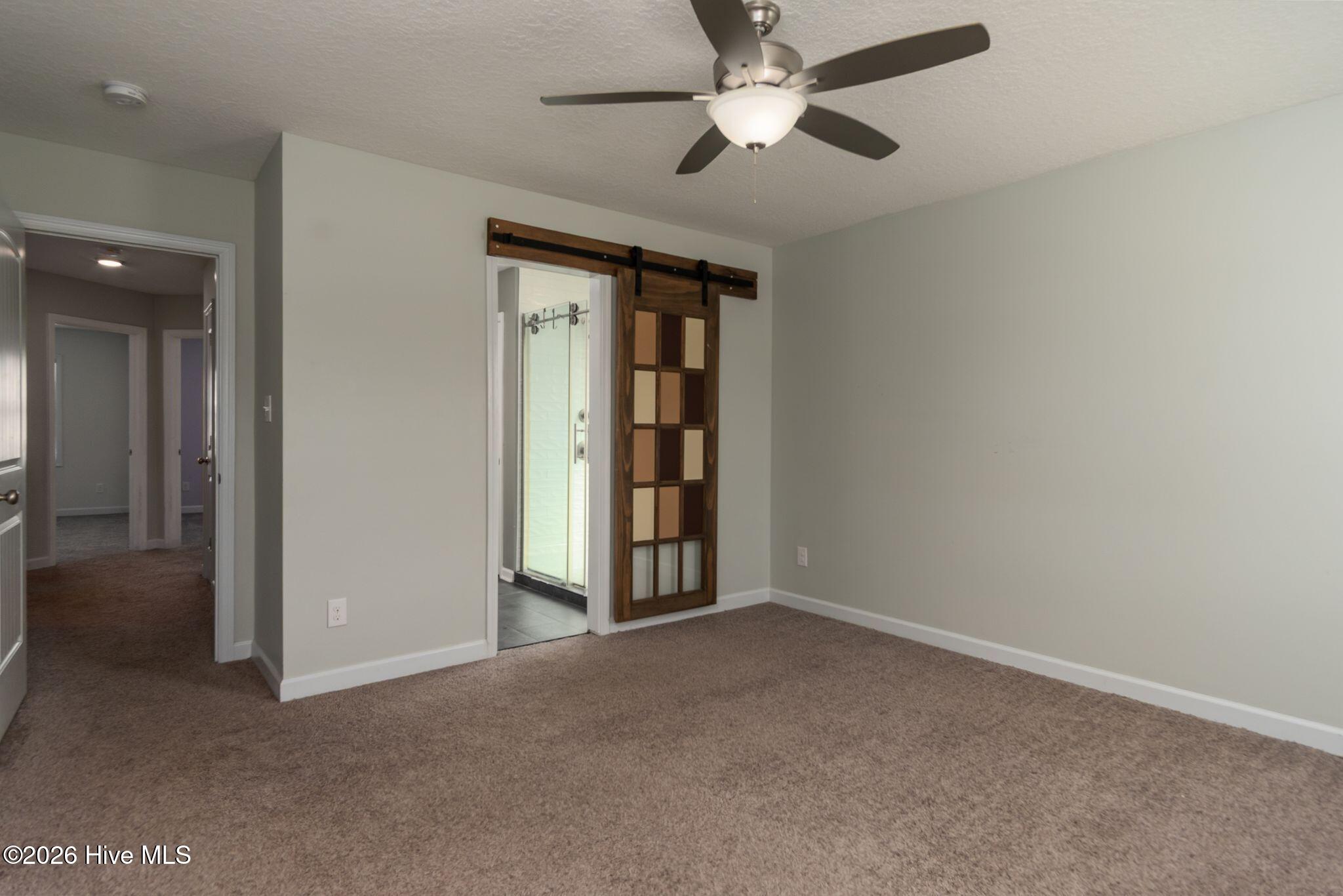 100566459 | Photo 27