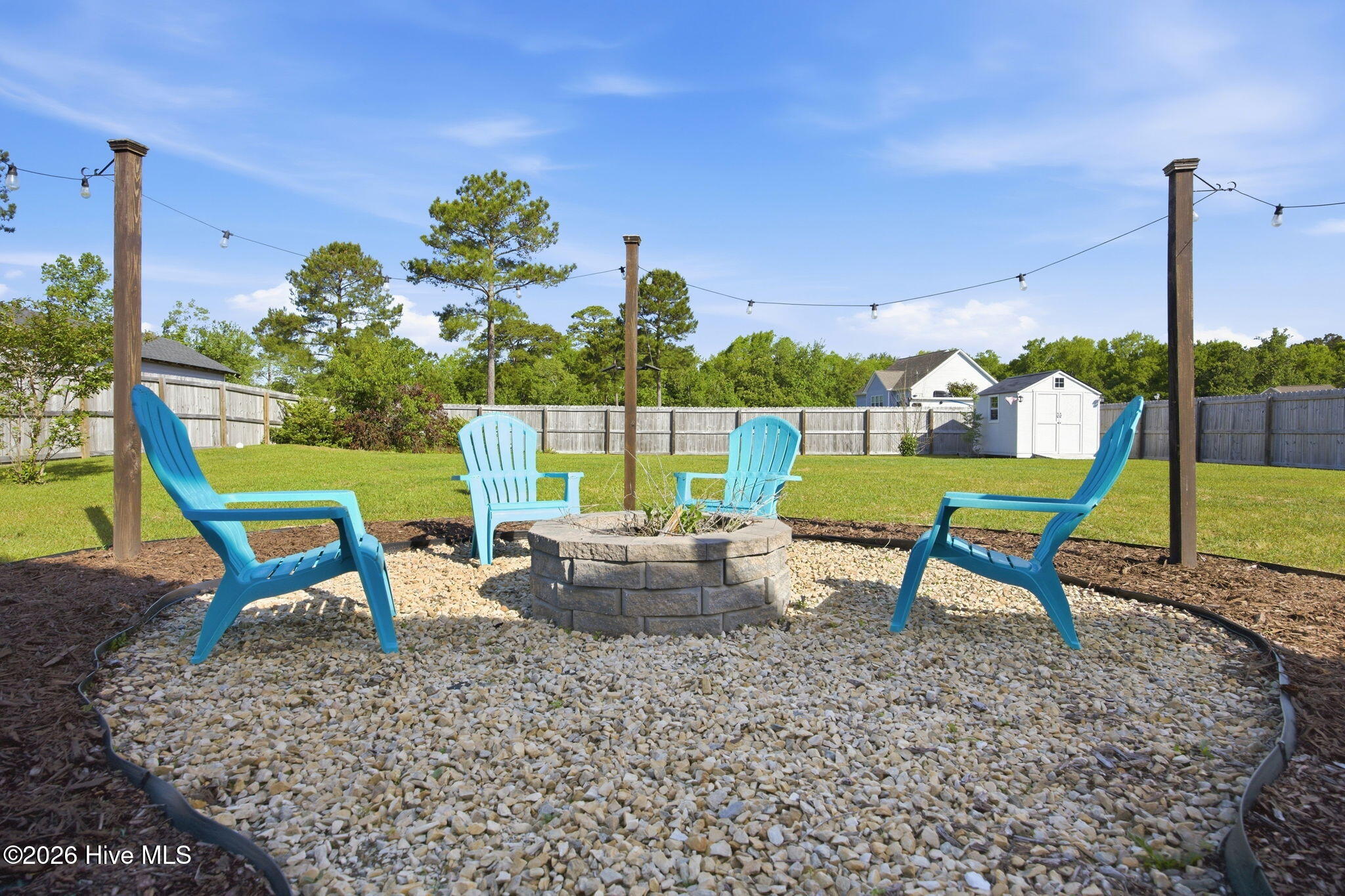 100570576 | Photo 36