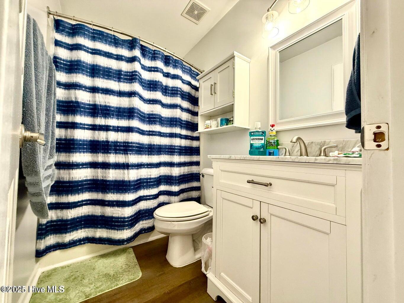 100528978 | Photo 19