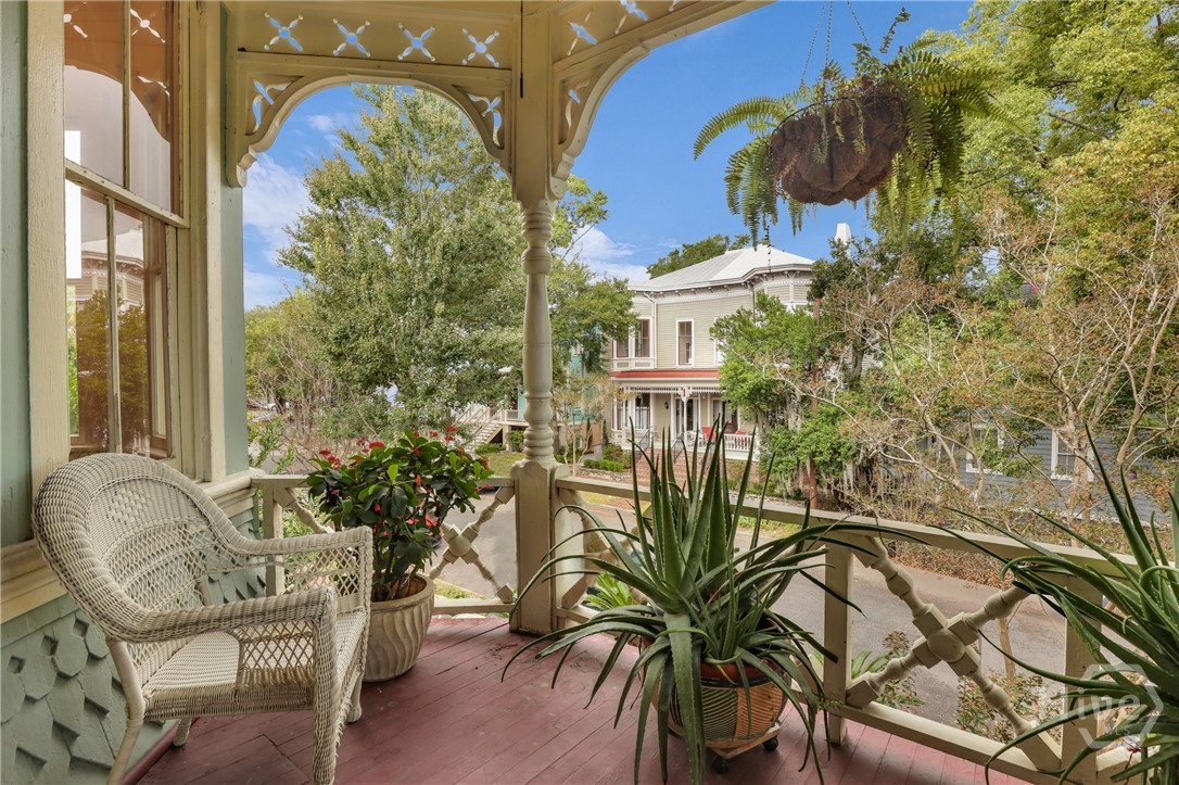 Private balcony overlooking Bolton St.