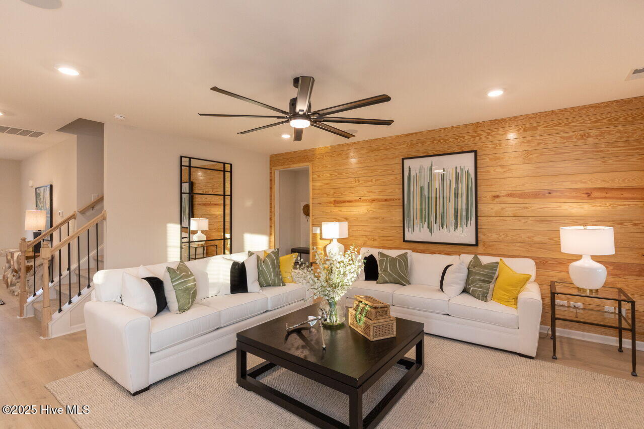 100507408 | Photo 30